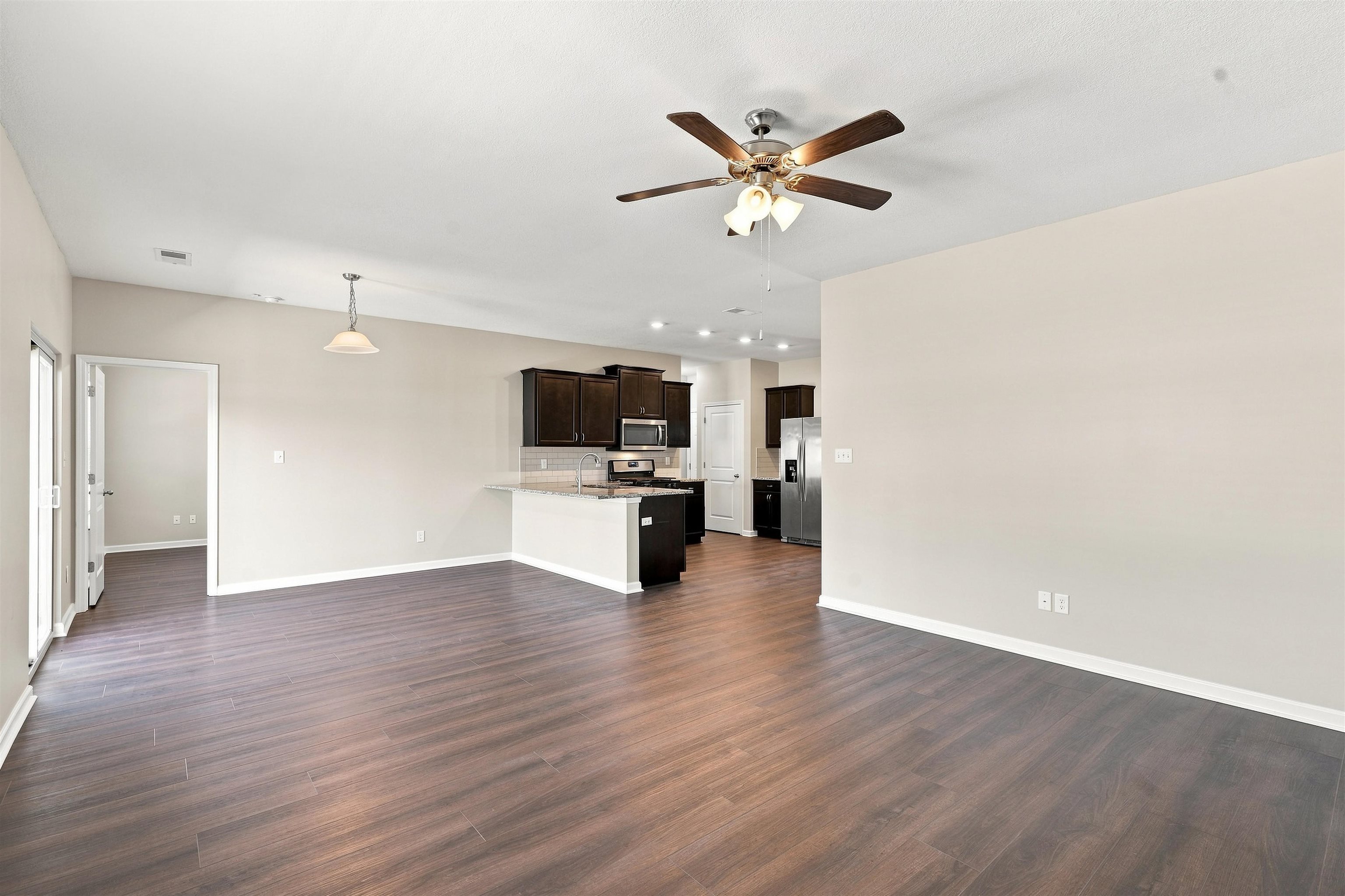 389 Vivian Way Property Photo 12