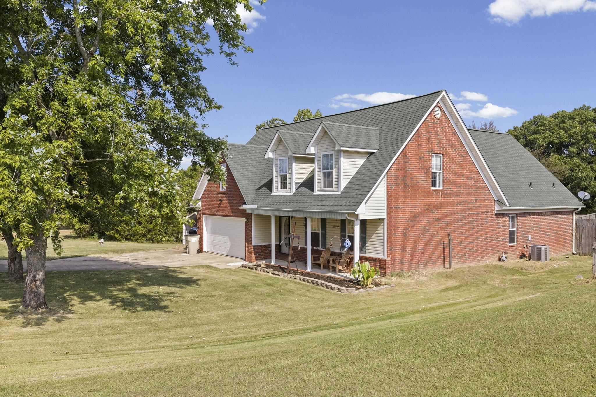 430 P W Reed Dr Property Photo 2