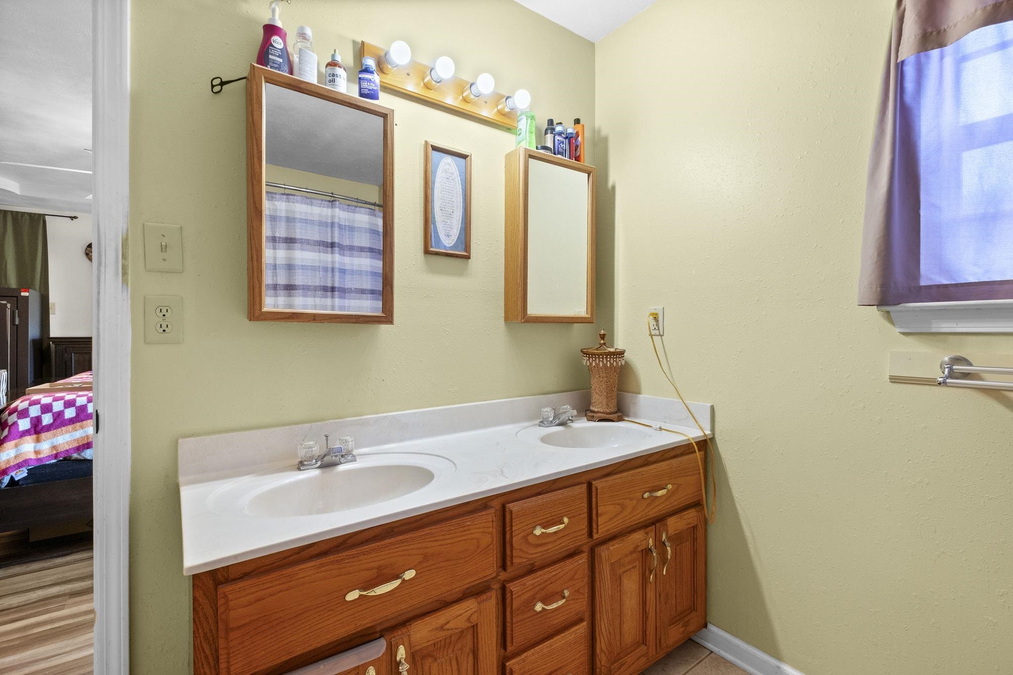 430 P W Reed Dr Property Photo 34