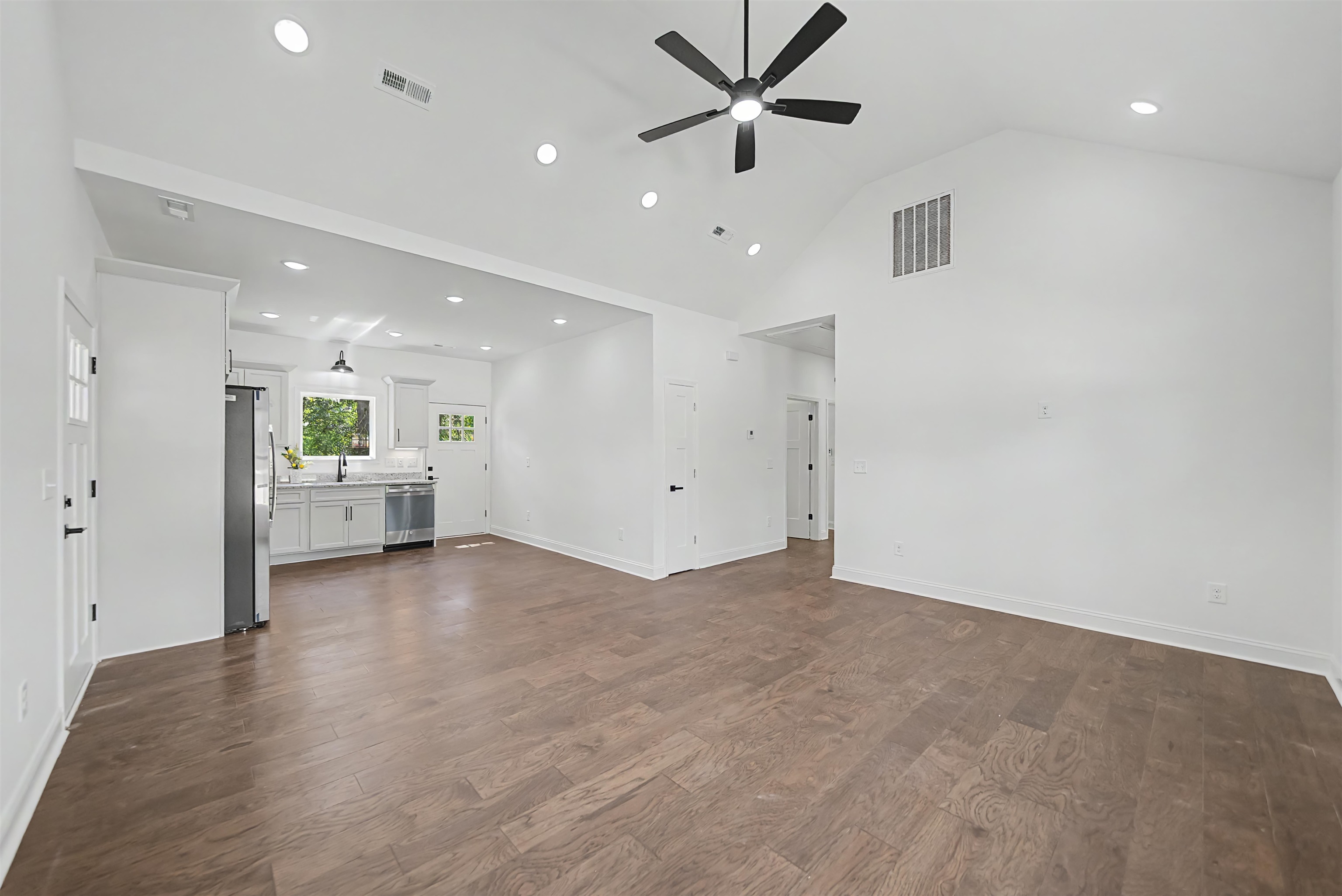 75 Temple Cv Property Photo 7