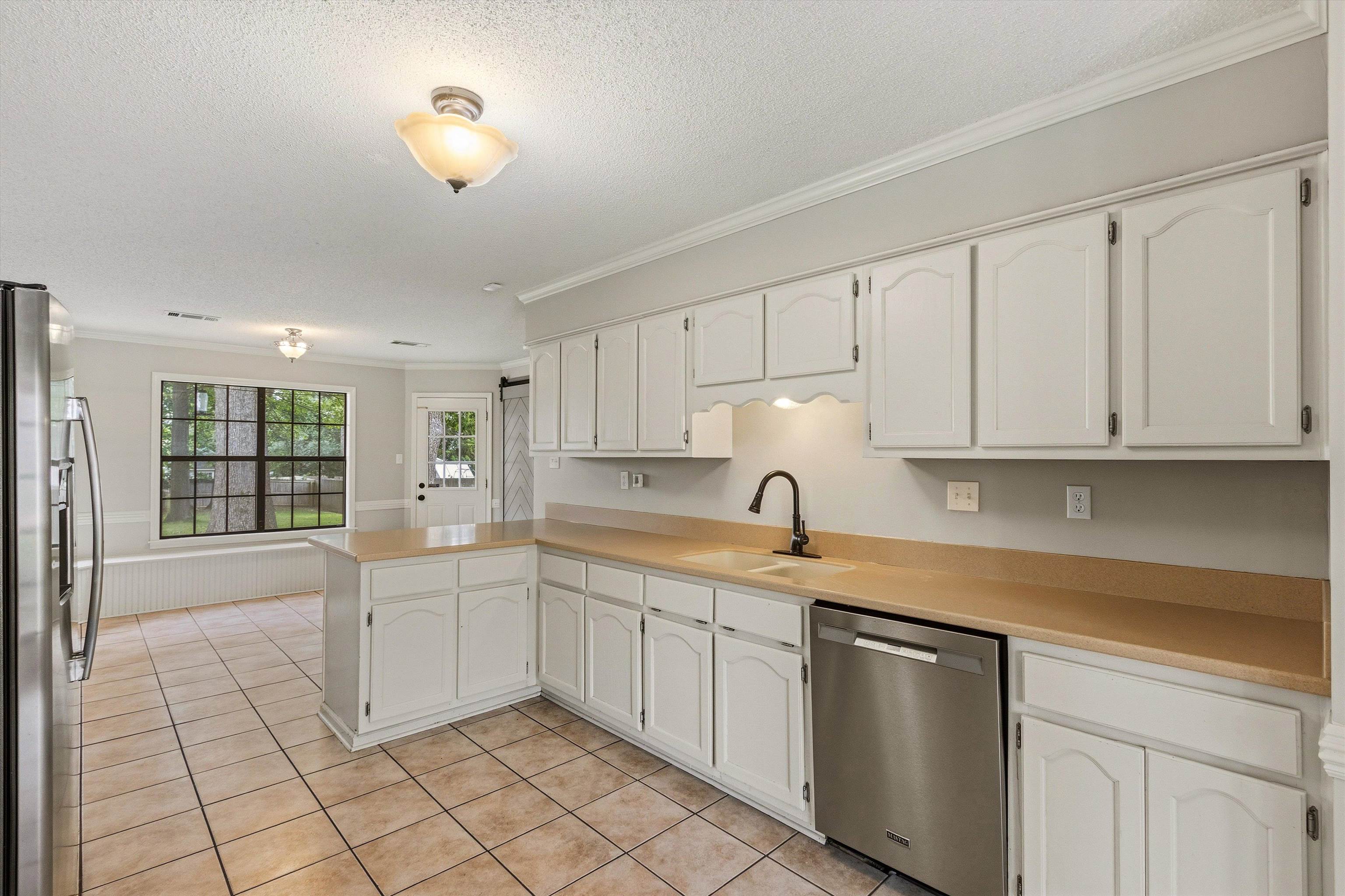 3738 Brook Trail Ln Property Photo 10