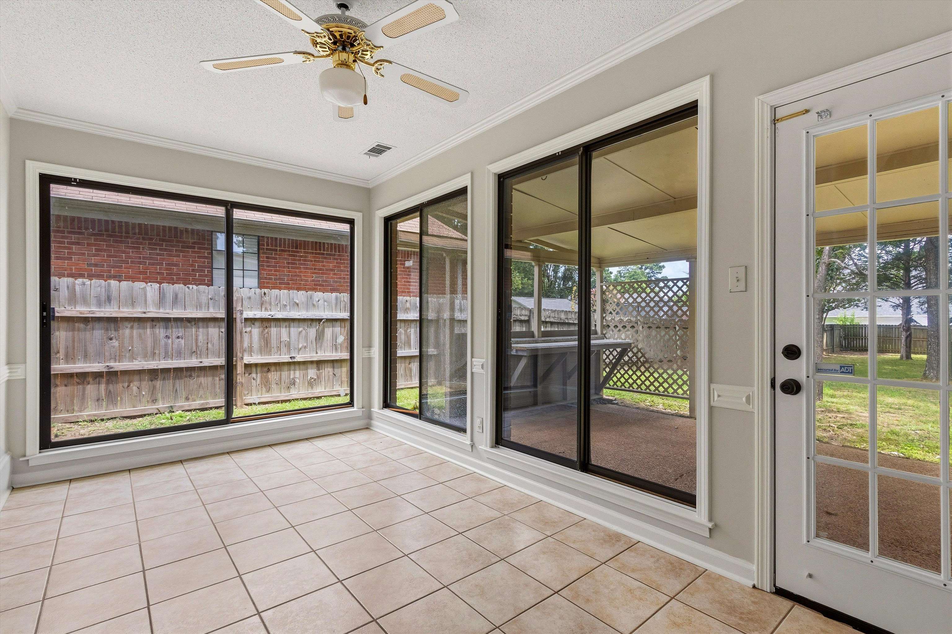 3738 Brook Trail Ln Property Photo 12