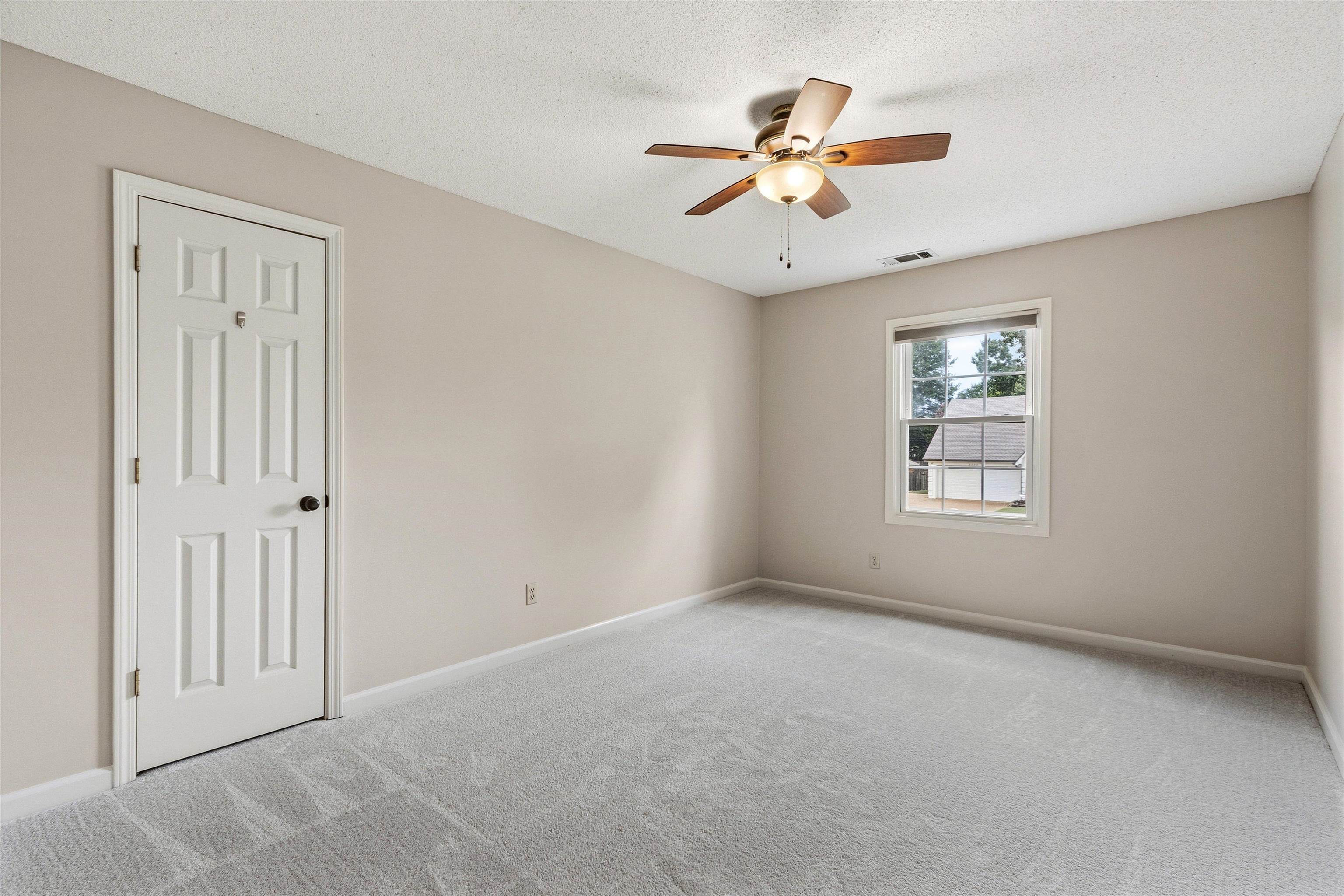 3738 Brook Trail Ln Property Photo 23