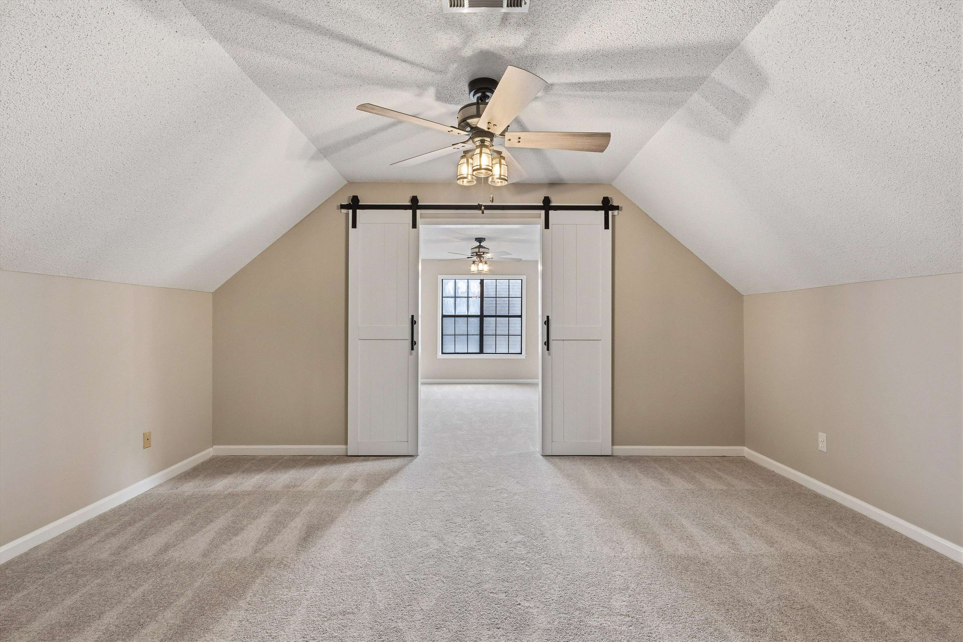 3738 Brook Trail Ln Property Photo 24
