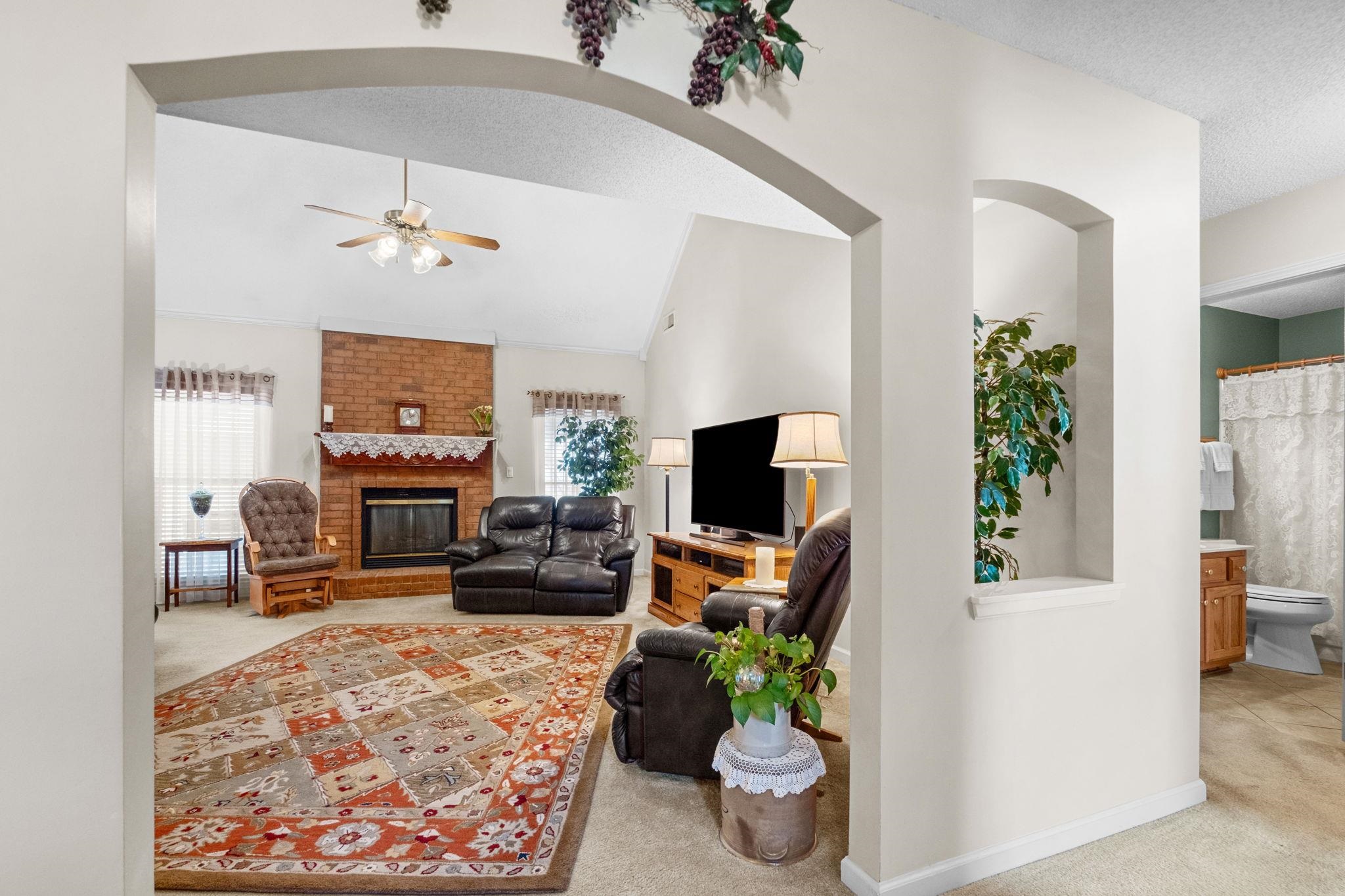 2416 Carrol Ridge Ln Property Photo 6