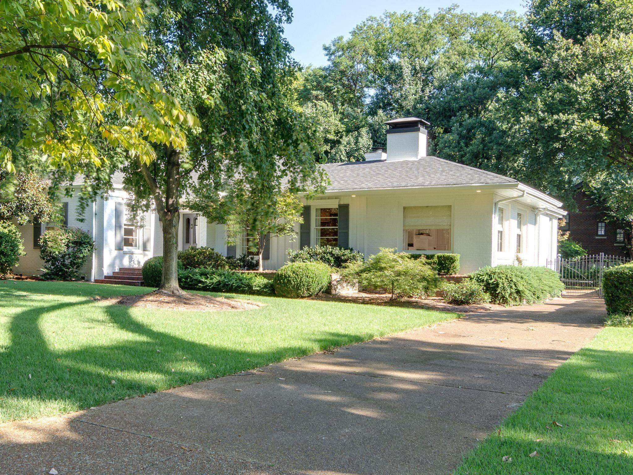 2884 Catawba Ln Property Photo 1