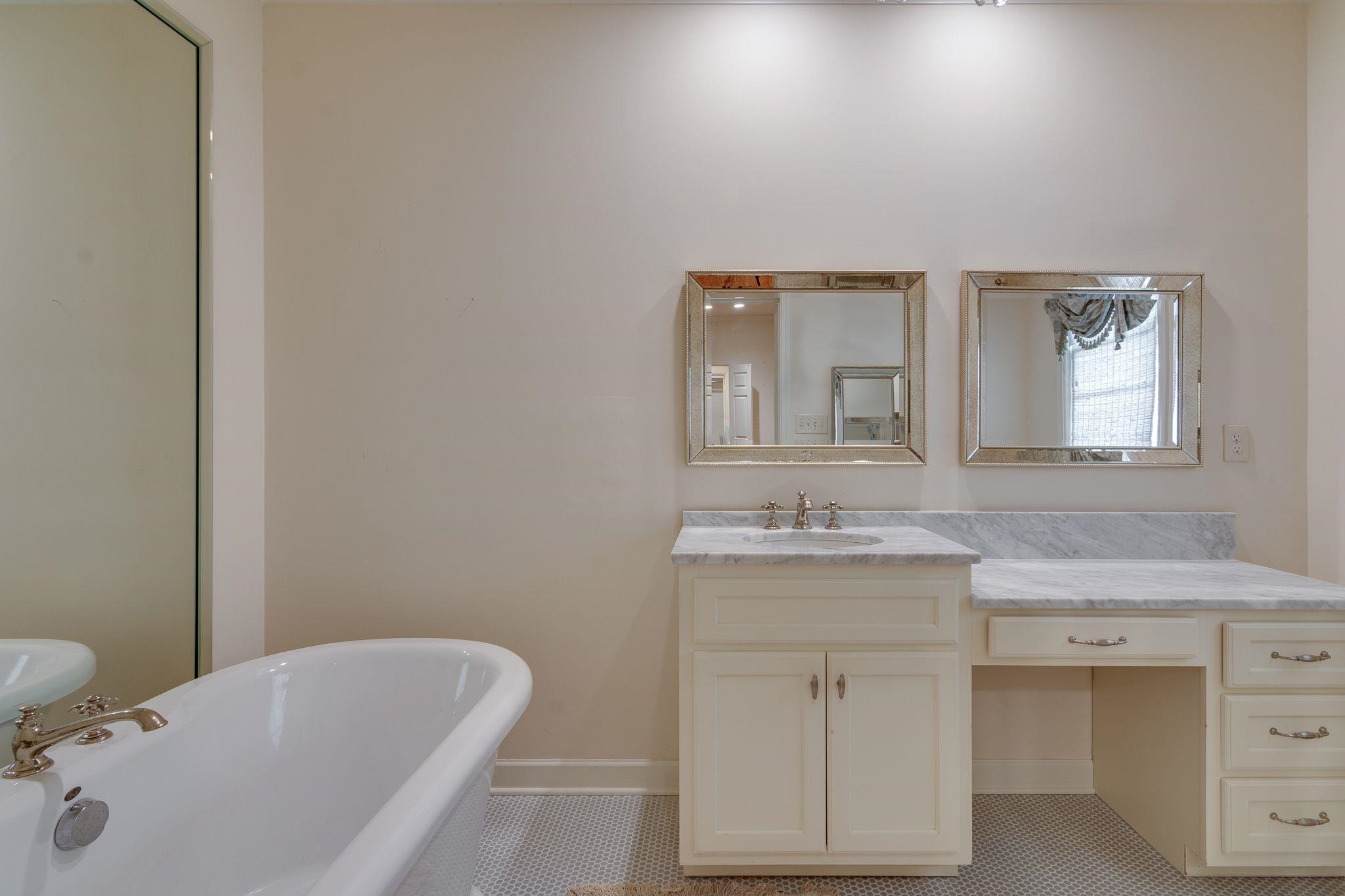 2884 Catawba Ln Property Photo 20
