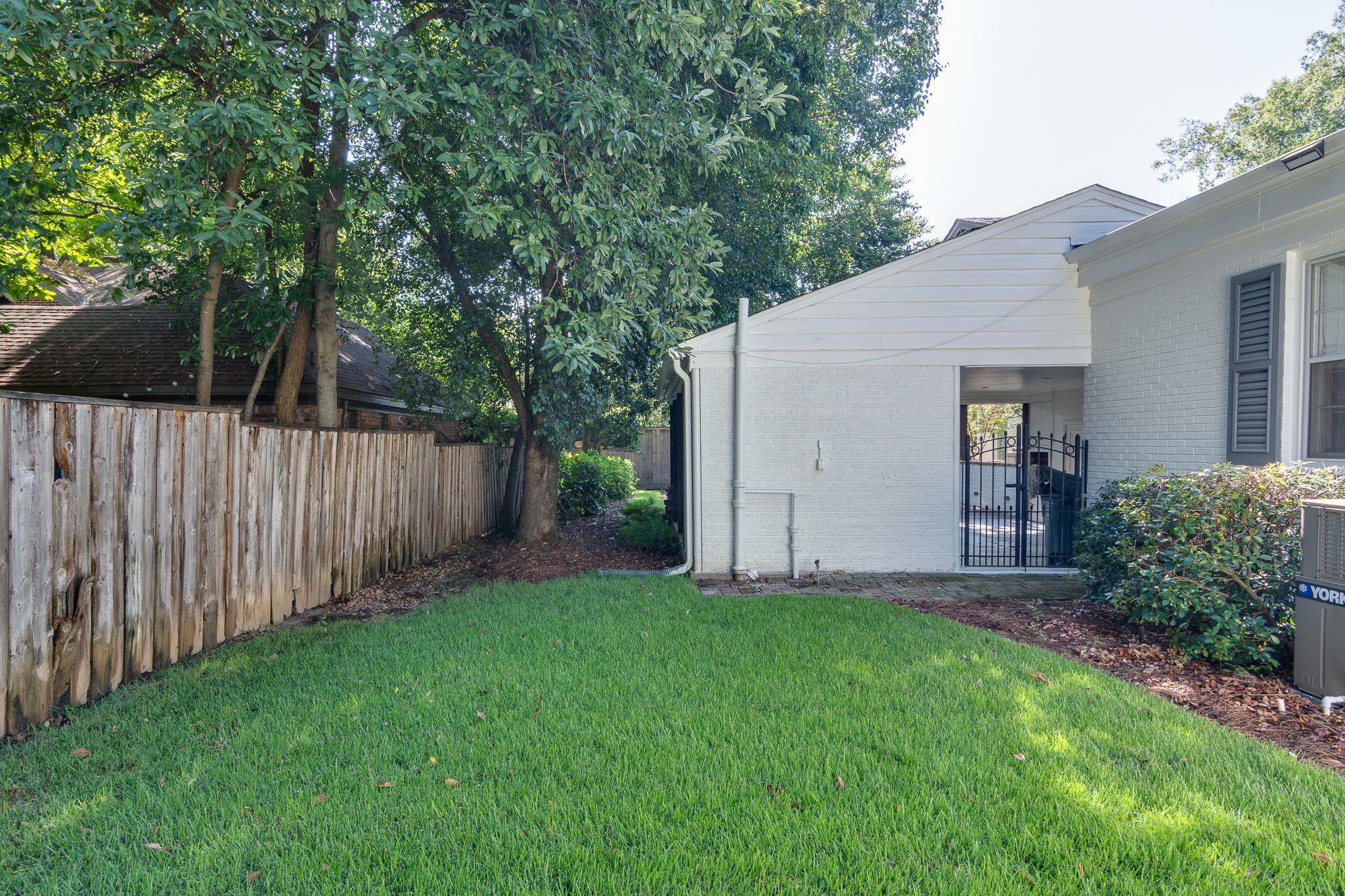 2884 Catawba Ln Property Photo 37