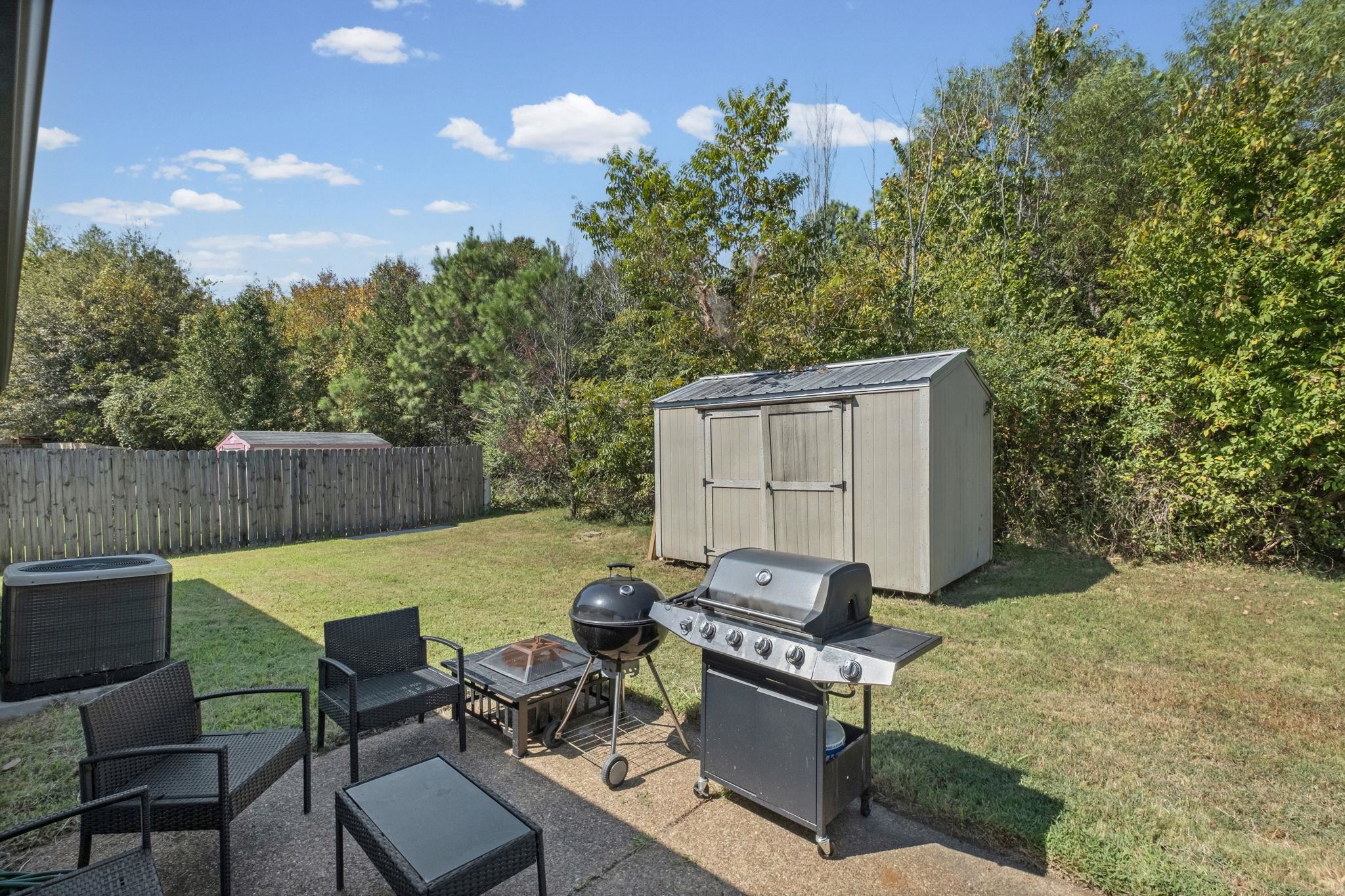 7052 Millers Glen Way Property Photo 17
