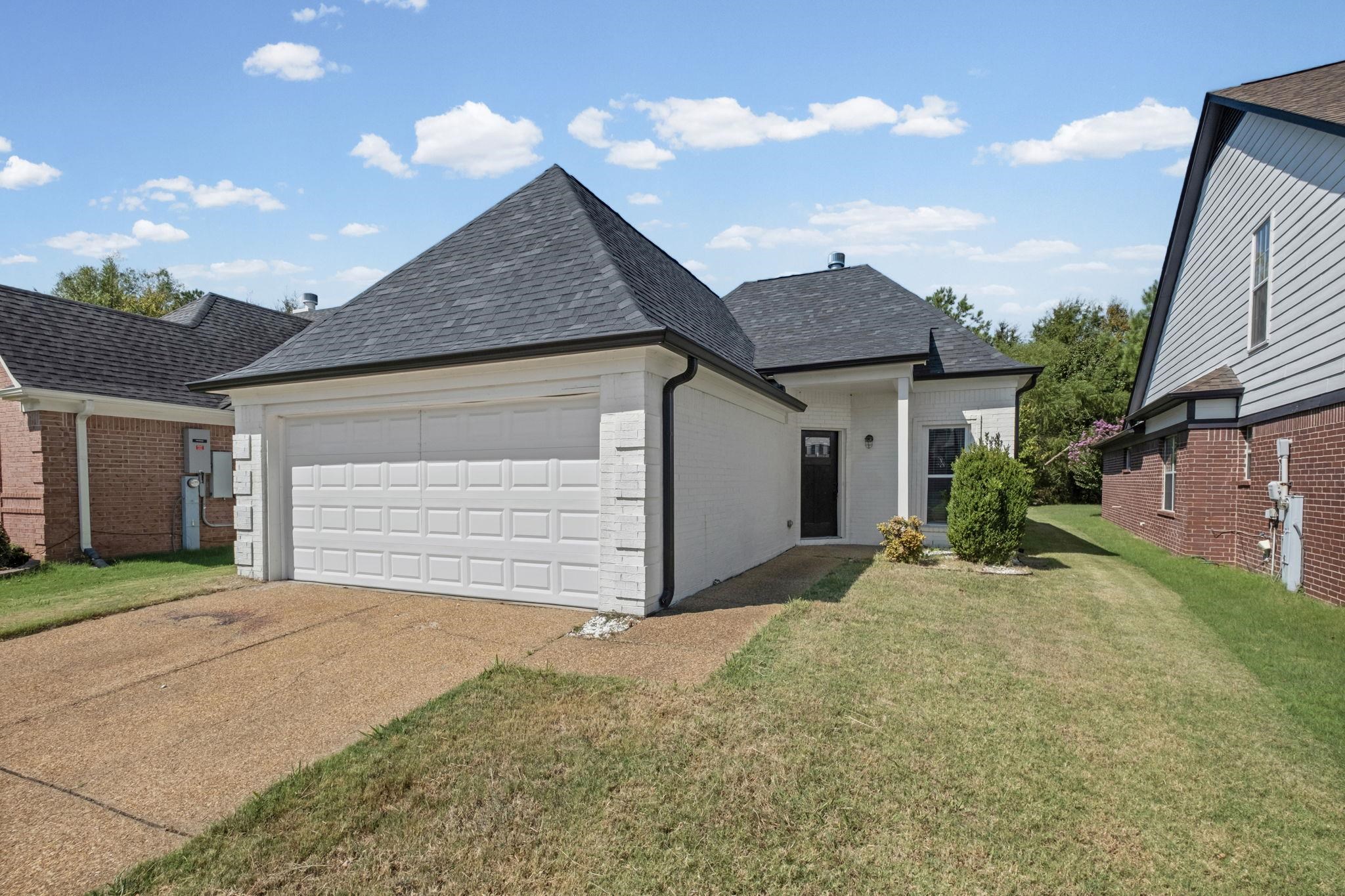 7052 Millers Glen Way Property Photo 23