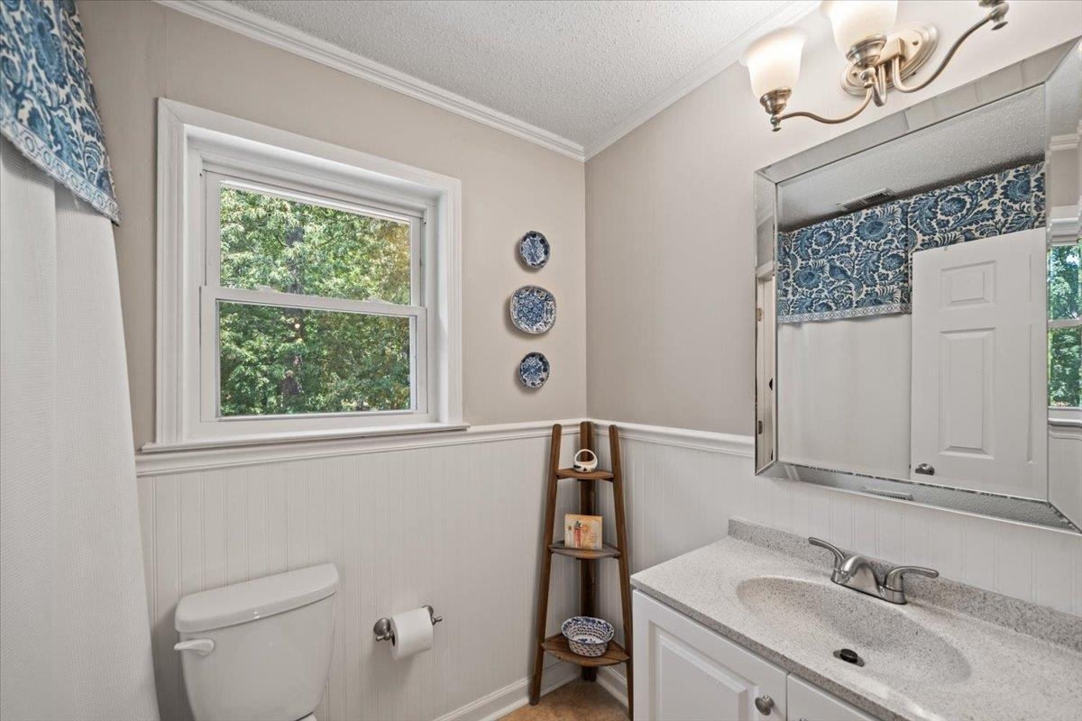 9184 Gainsborough Dr Property Photo 24