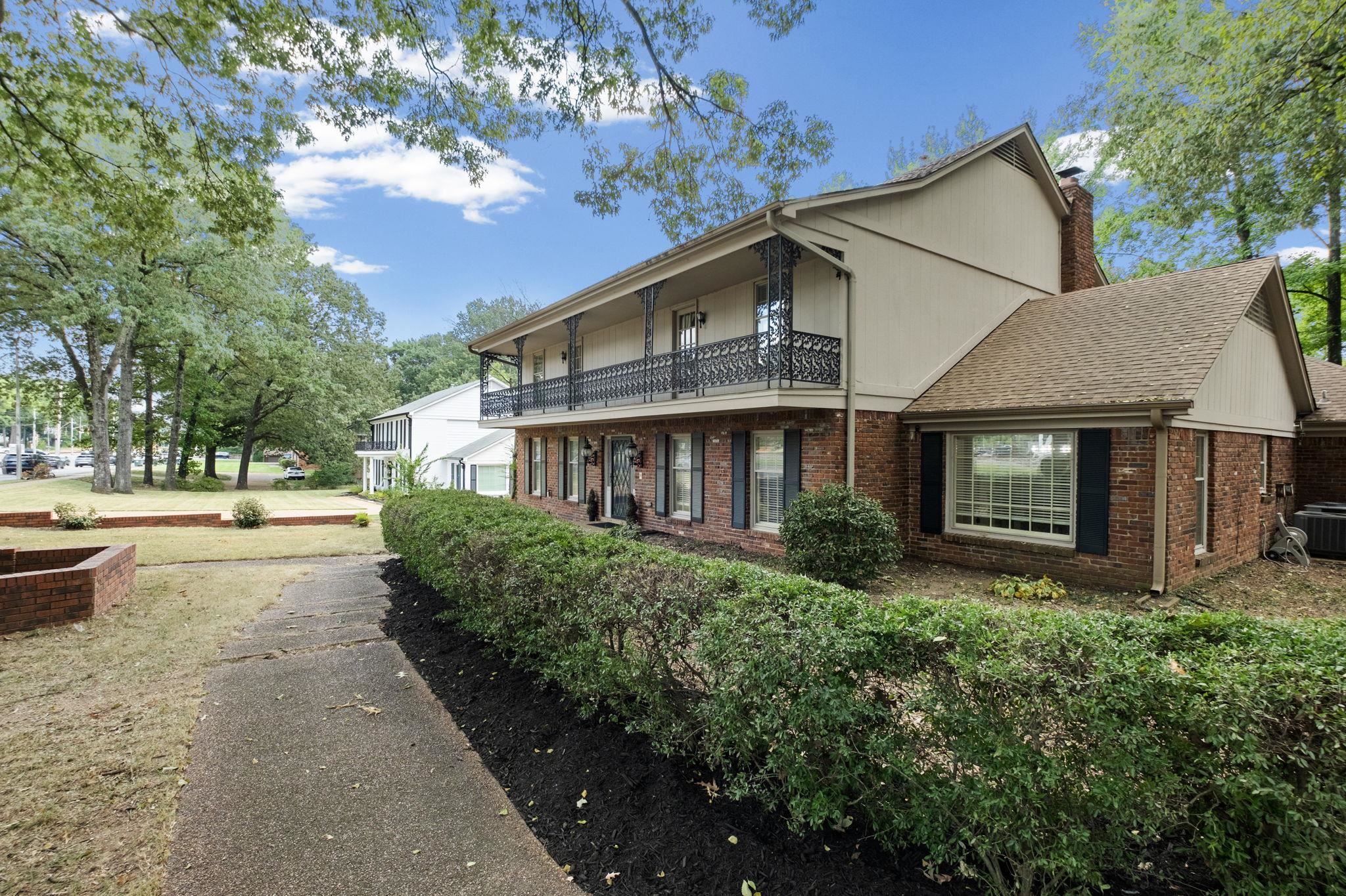 6631 Poplar Pike Property Photo 3