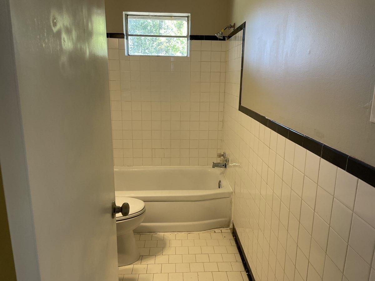 754 Breedlove St Property Photo 5