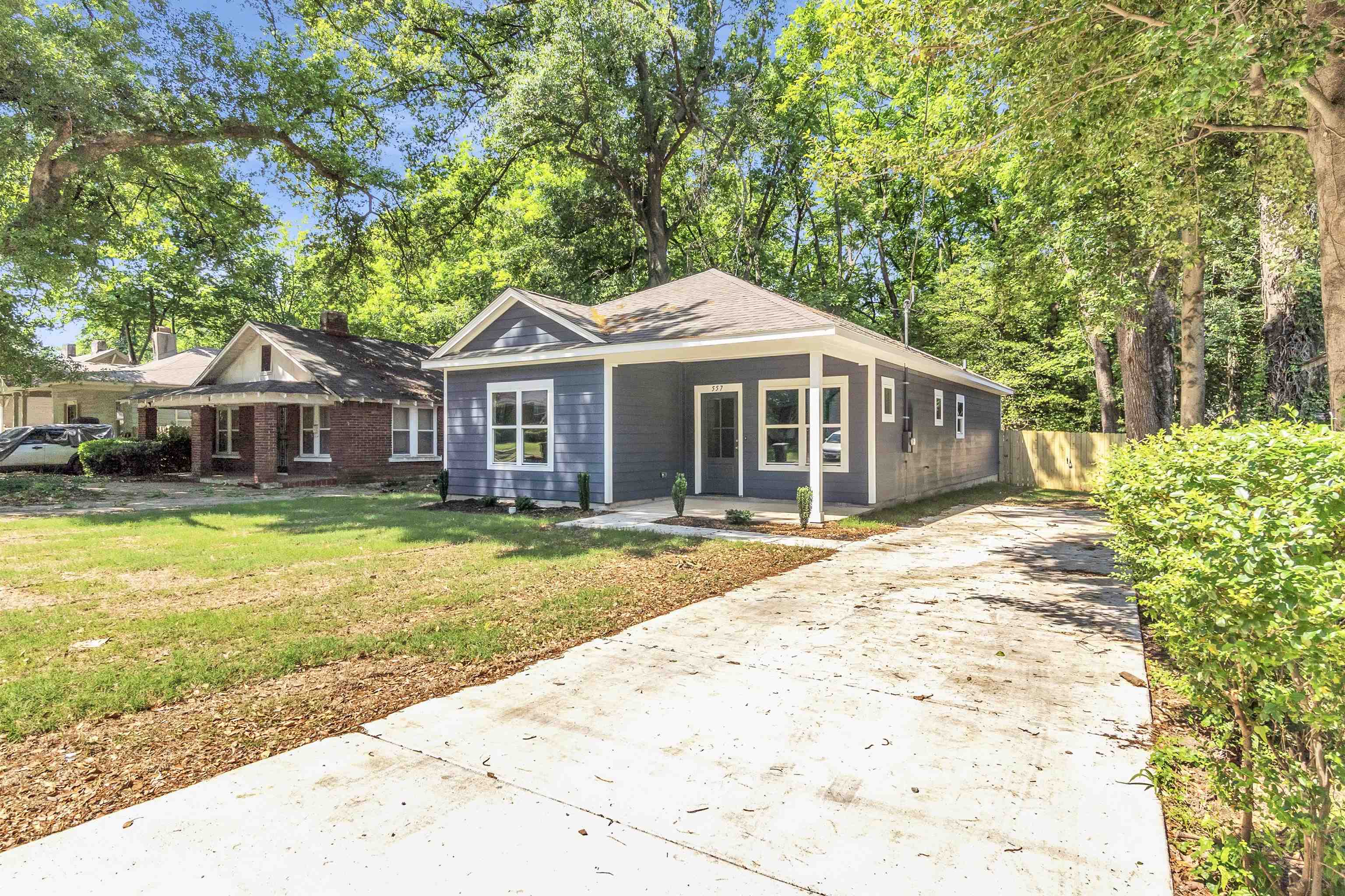557 Lundee St Property Photo 18