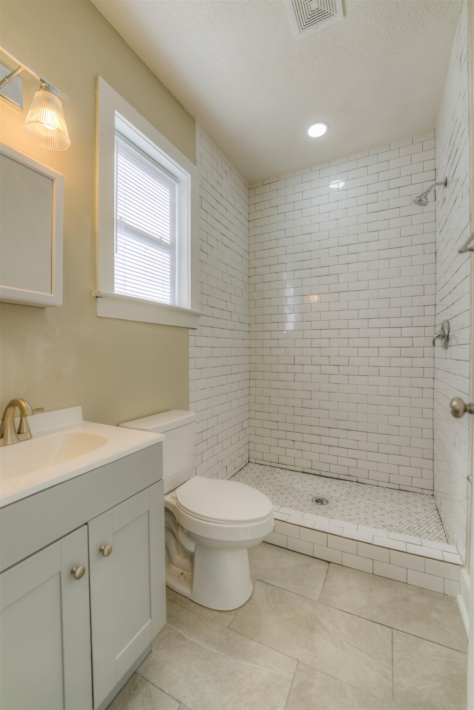 924 Maury St Property Photo 7
