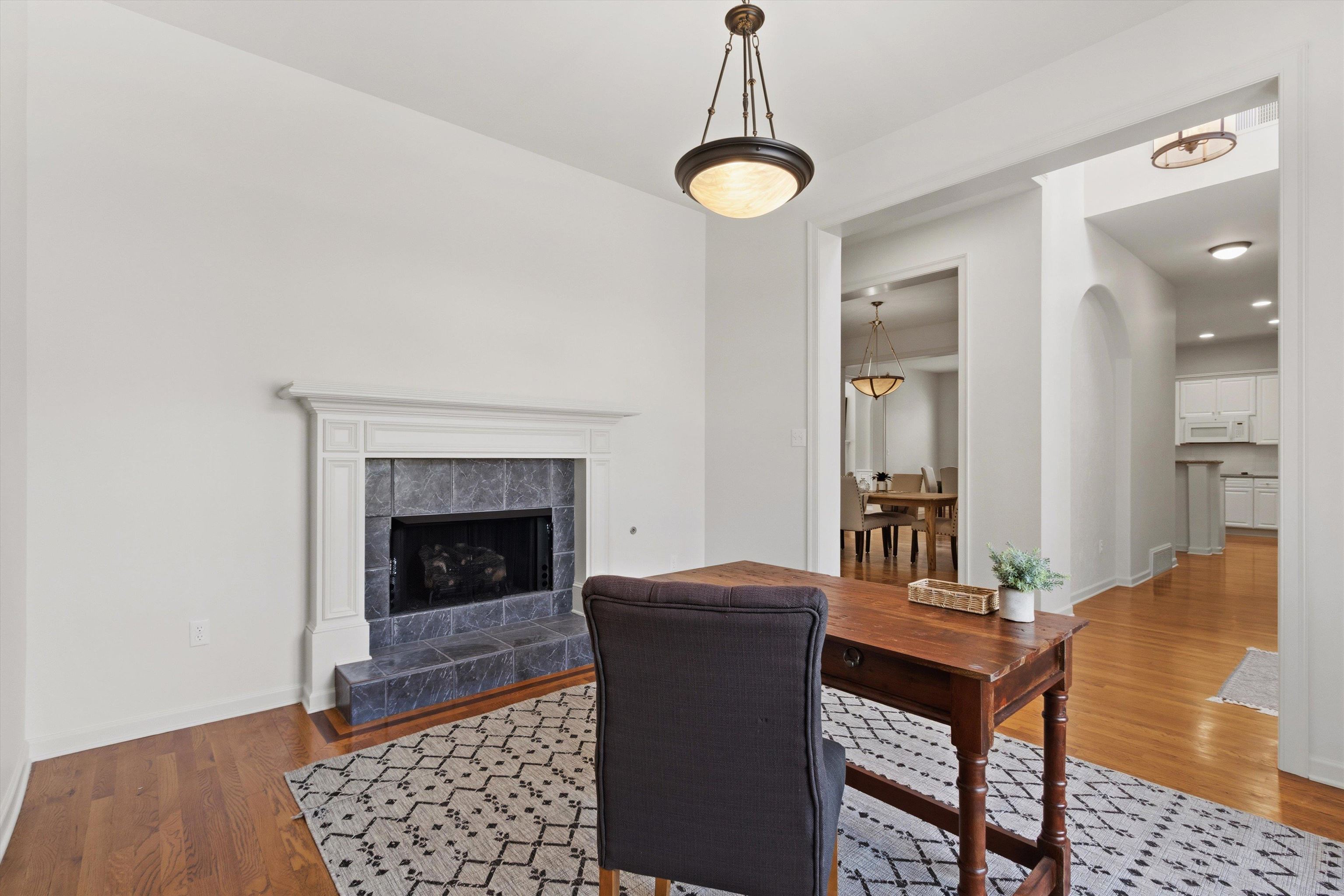8475 Friarlynch Ln Property Photo 12