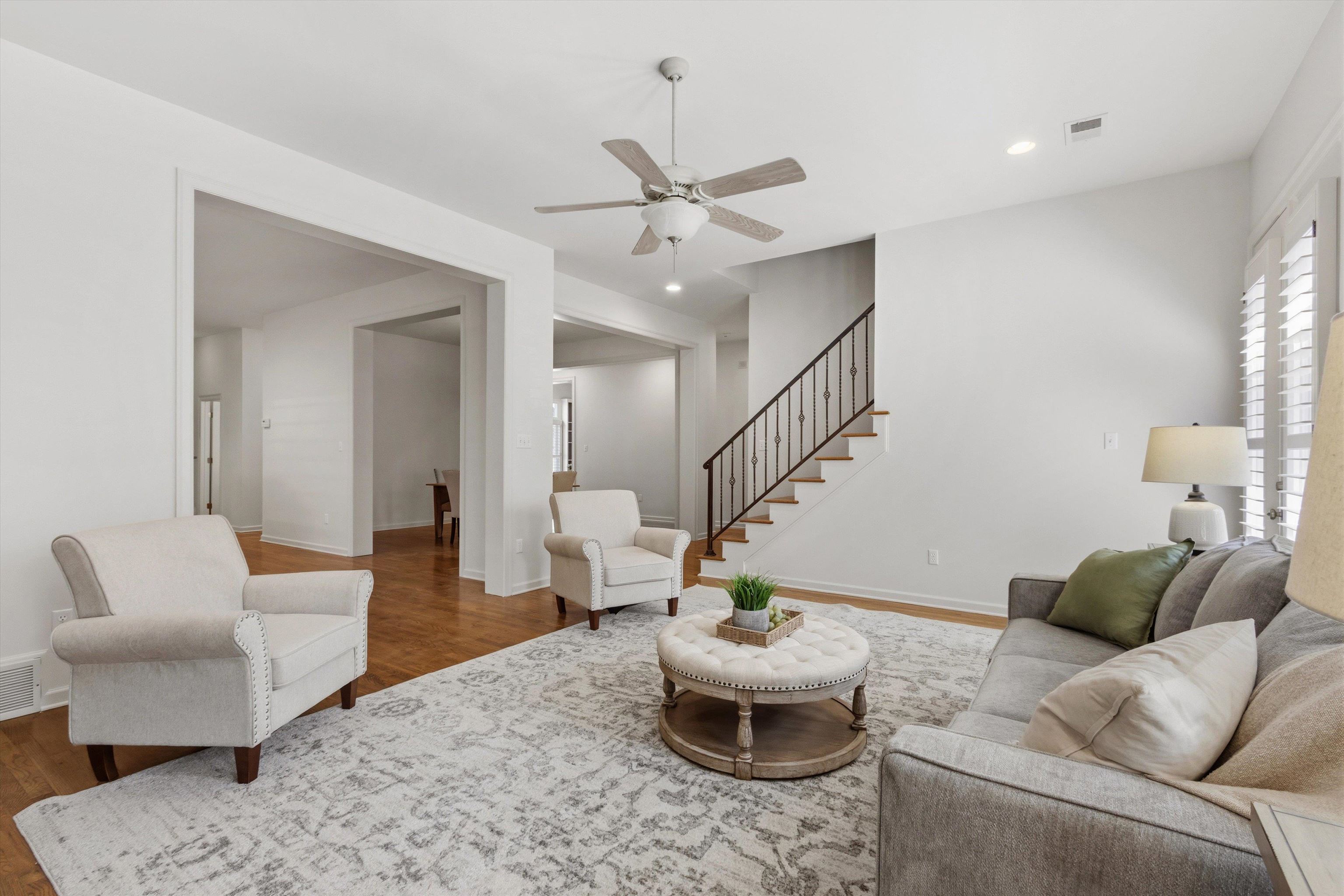 8475 Friarlynch Ln Property Photo 16