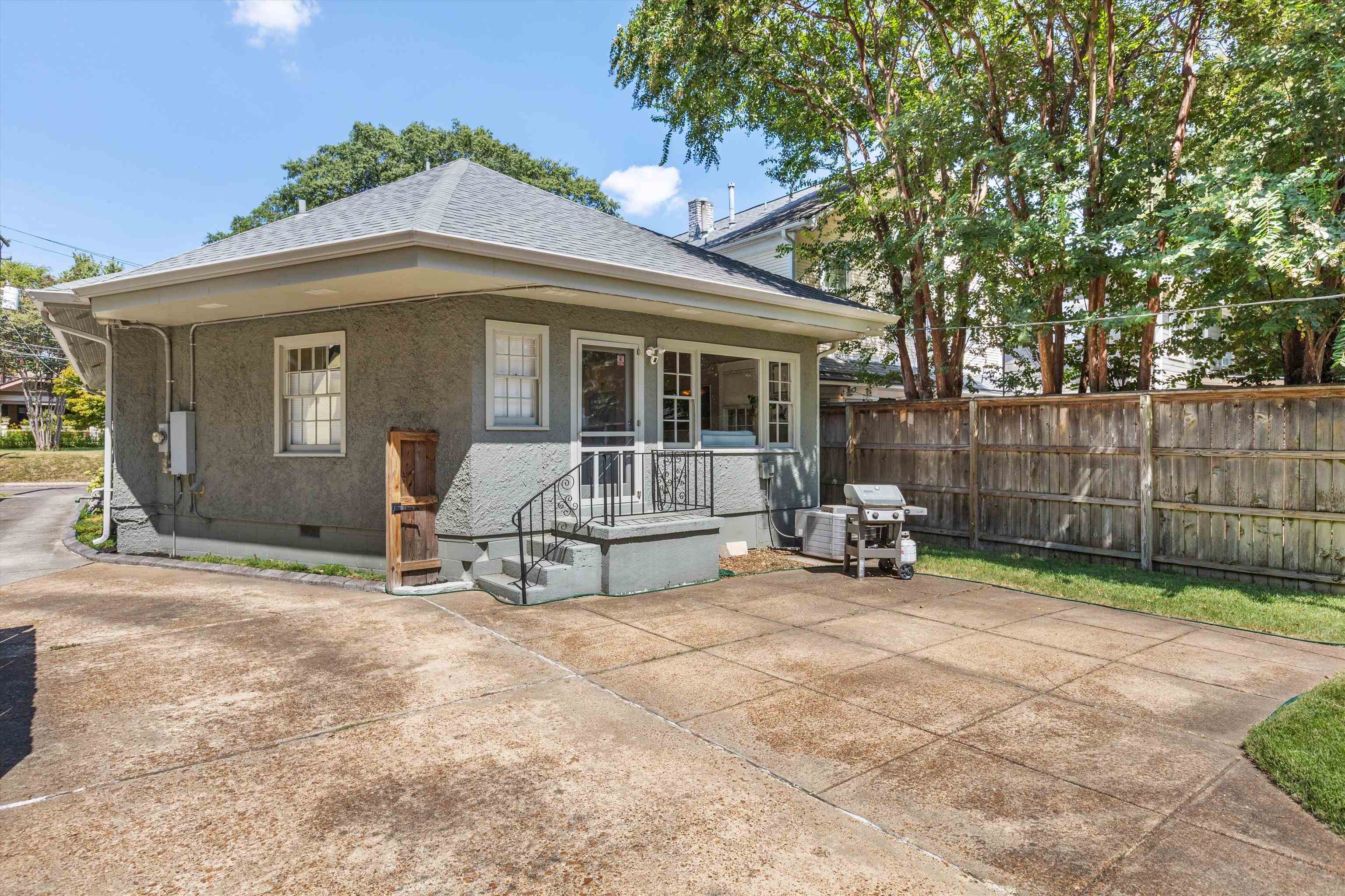1929 Harbert Ave Property Photo 27