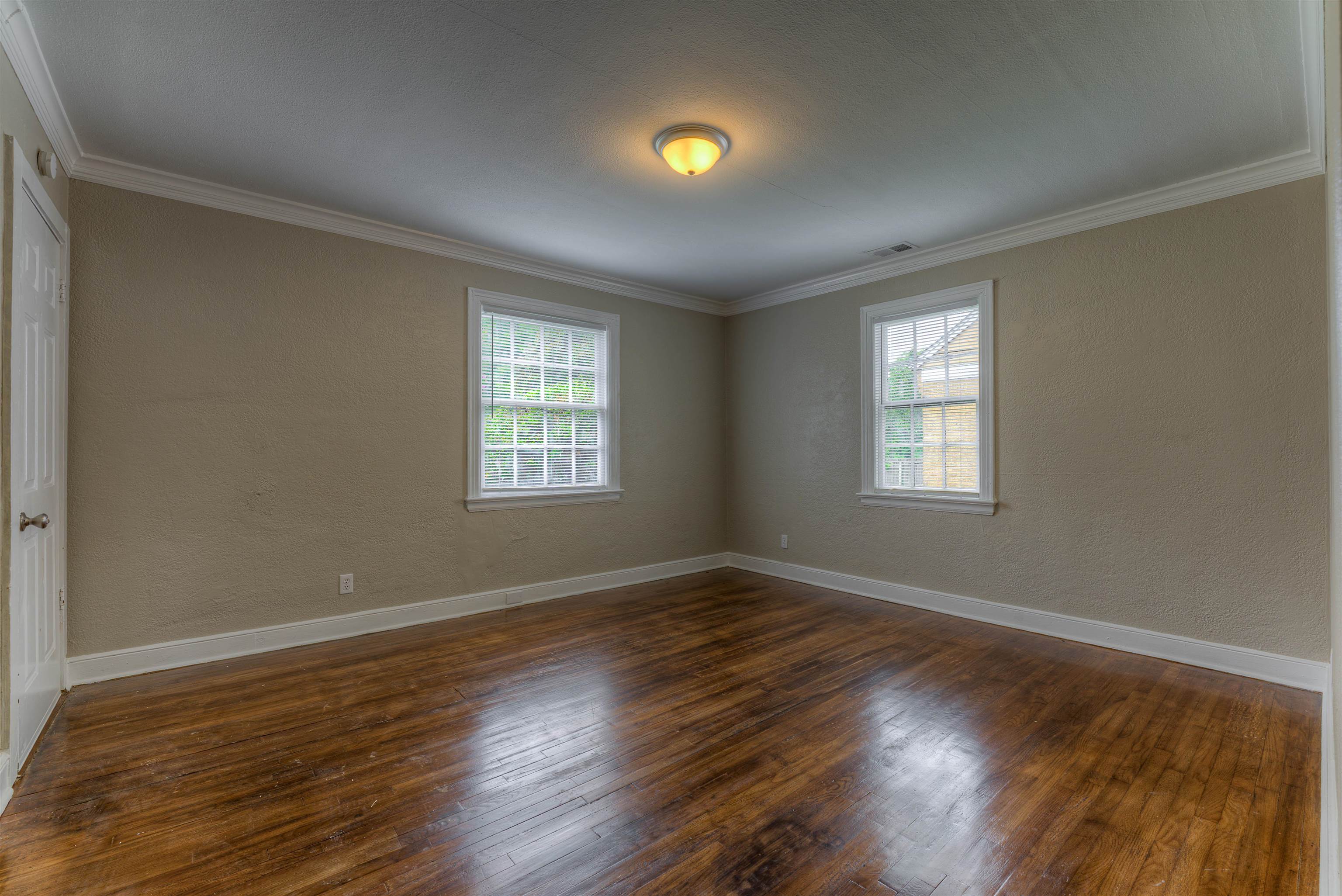 1202 Tutwiler Ave Property Photo 2