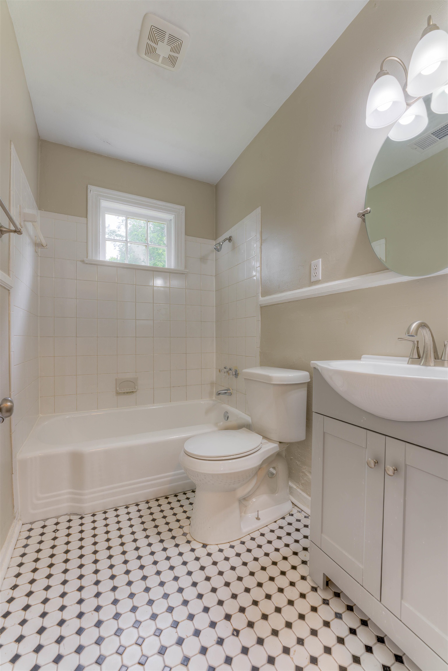 1202 Tutwiler Ave Property Photo 9