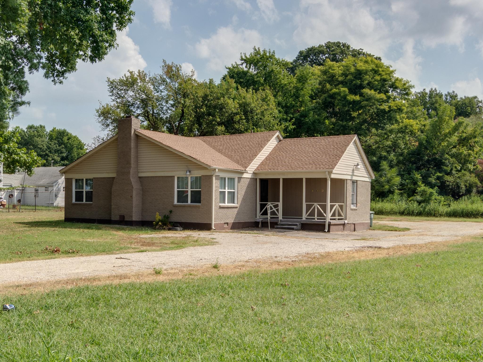 3438 FONTAINE DR Property Photo 1
