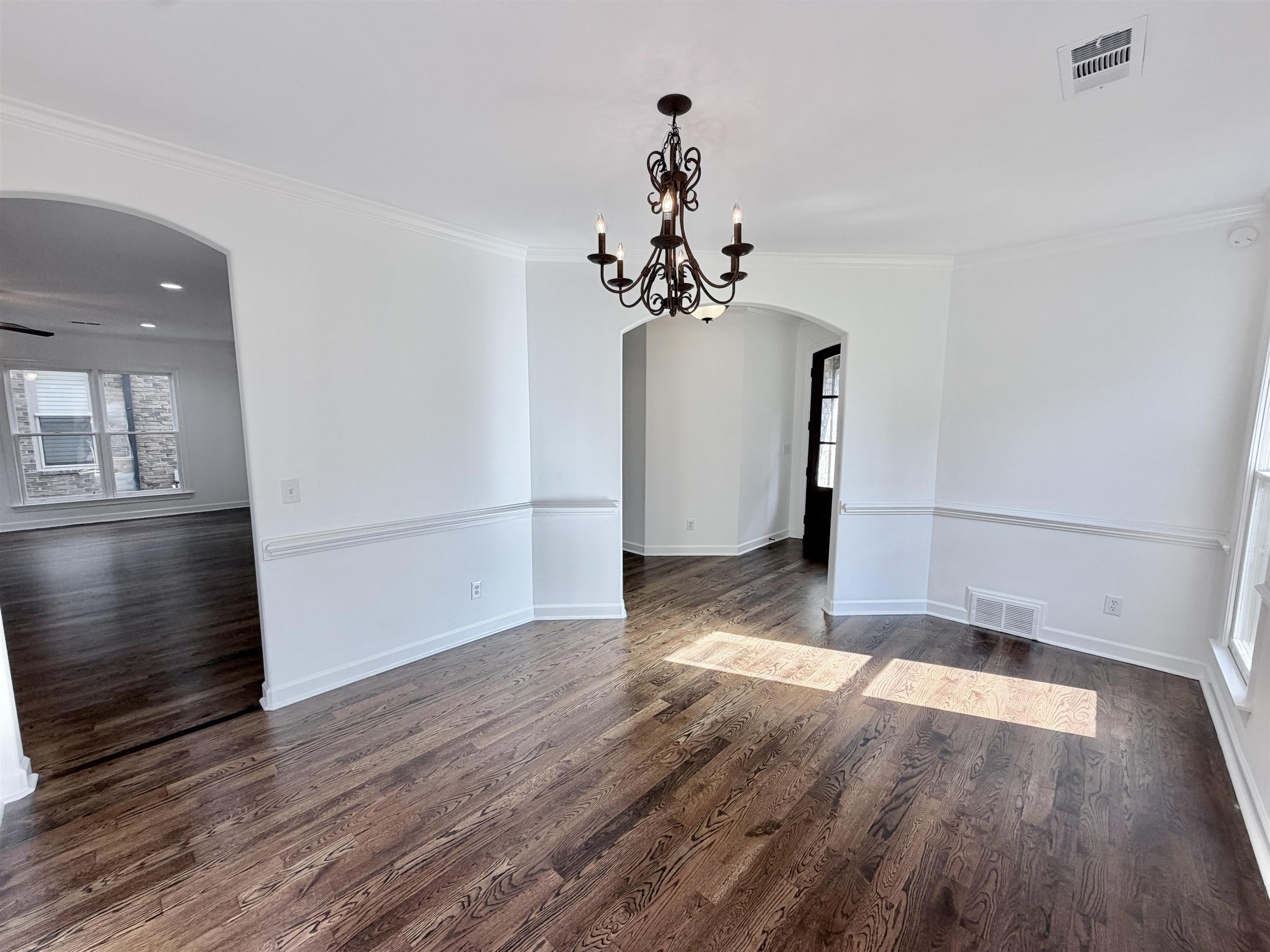 1886 Wycliffe Blvd Property Photo 11