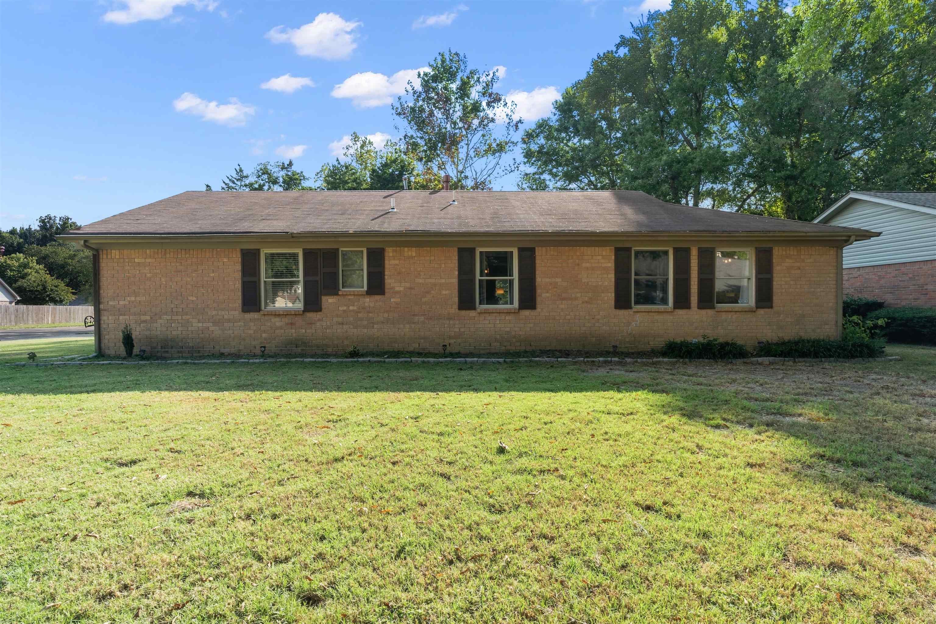5921 North St Property Photo 5