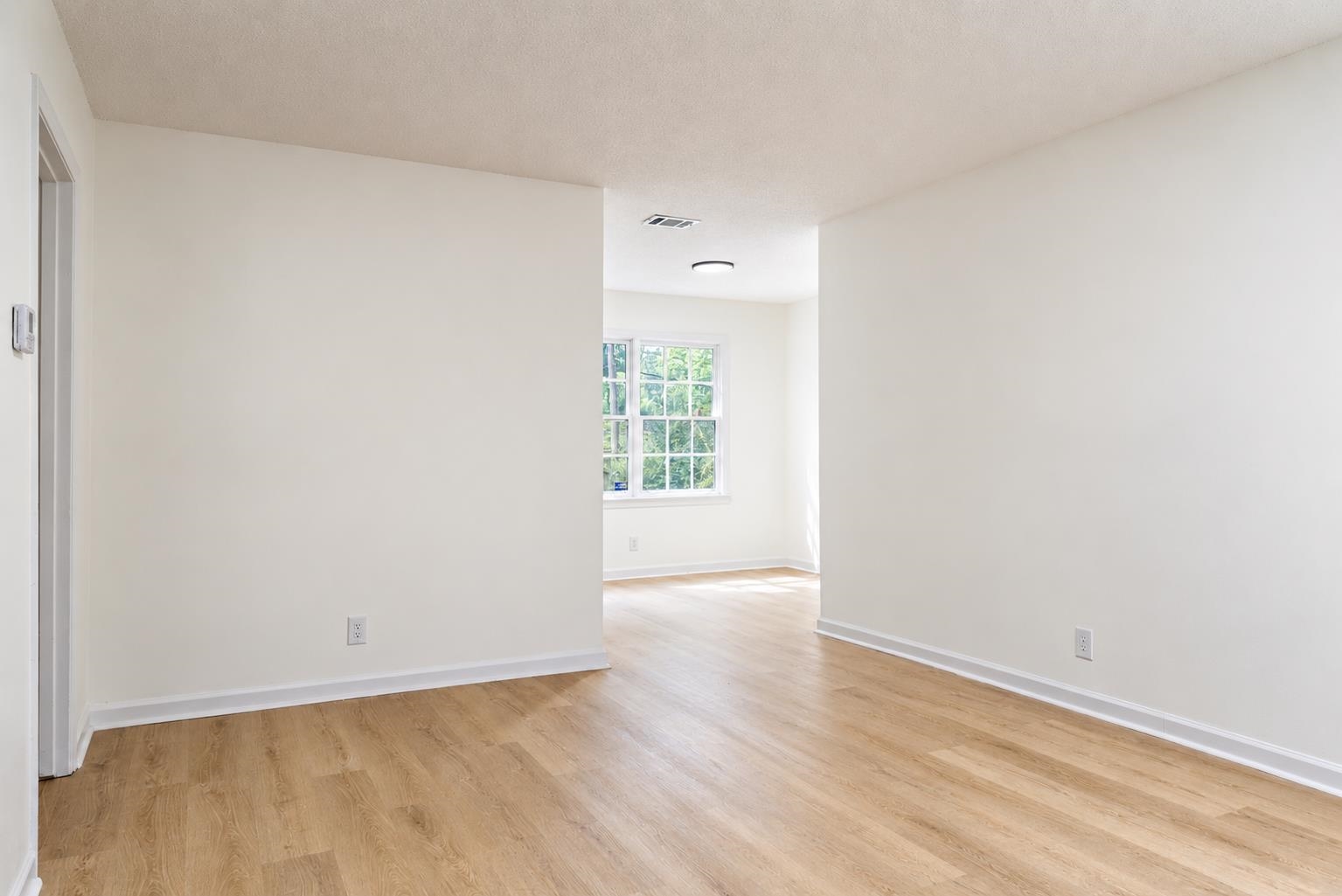 1623 Hutson Rd Property Photo 8