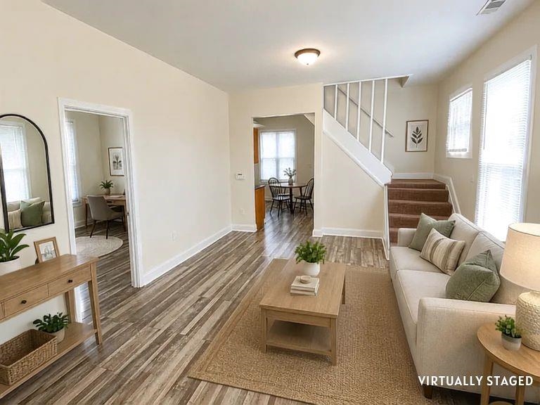 994 N Seventh St Property Photo 2
