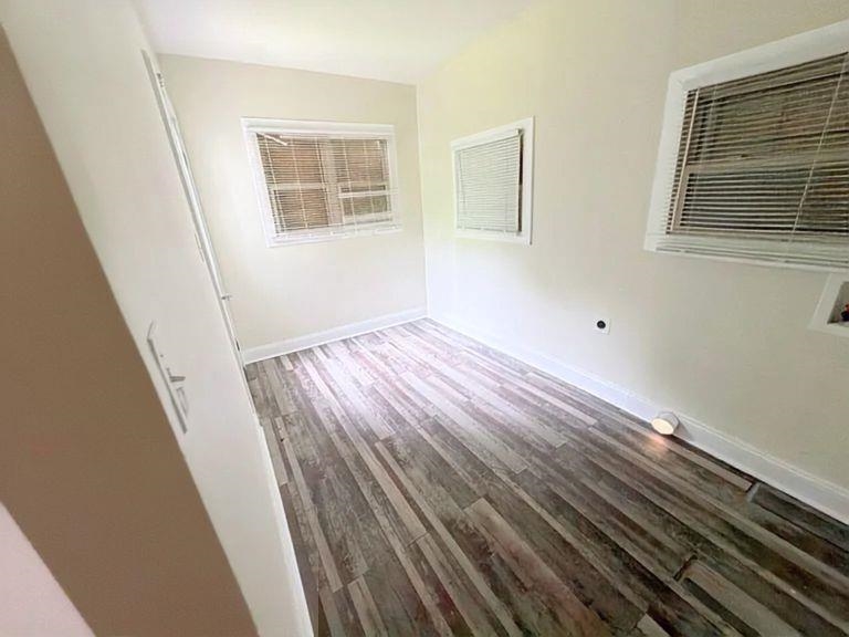 994 N Seventh St Property Photo 10