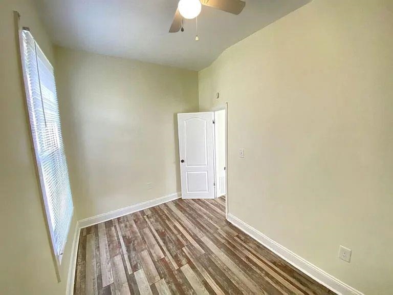994 N Seventh St Property Photo 13
