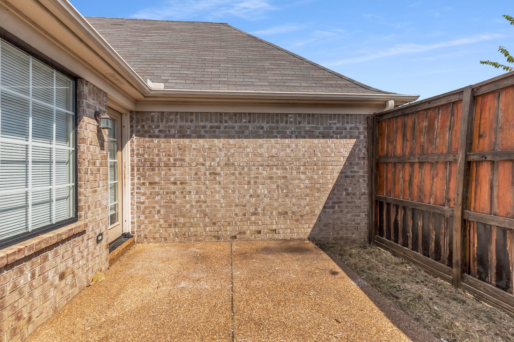 10201 Evening Hill Dr Property Photo 23