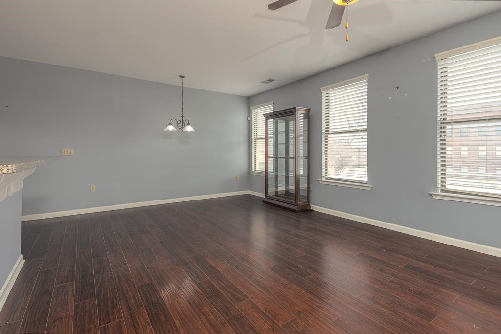 721 Litty Ct 201 Property Photo 5