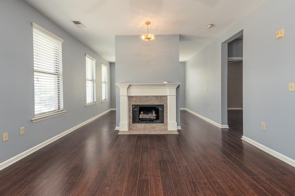 721 Litty Ct 201 Property Photo 6
