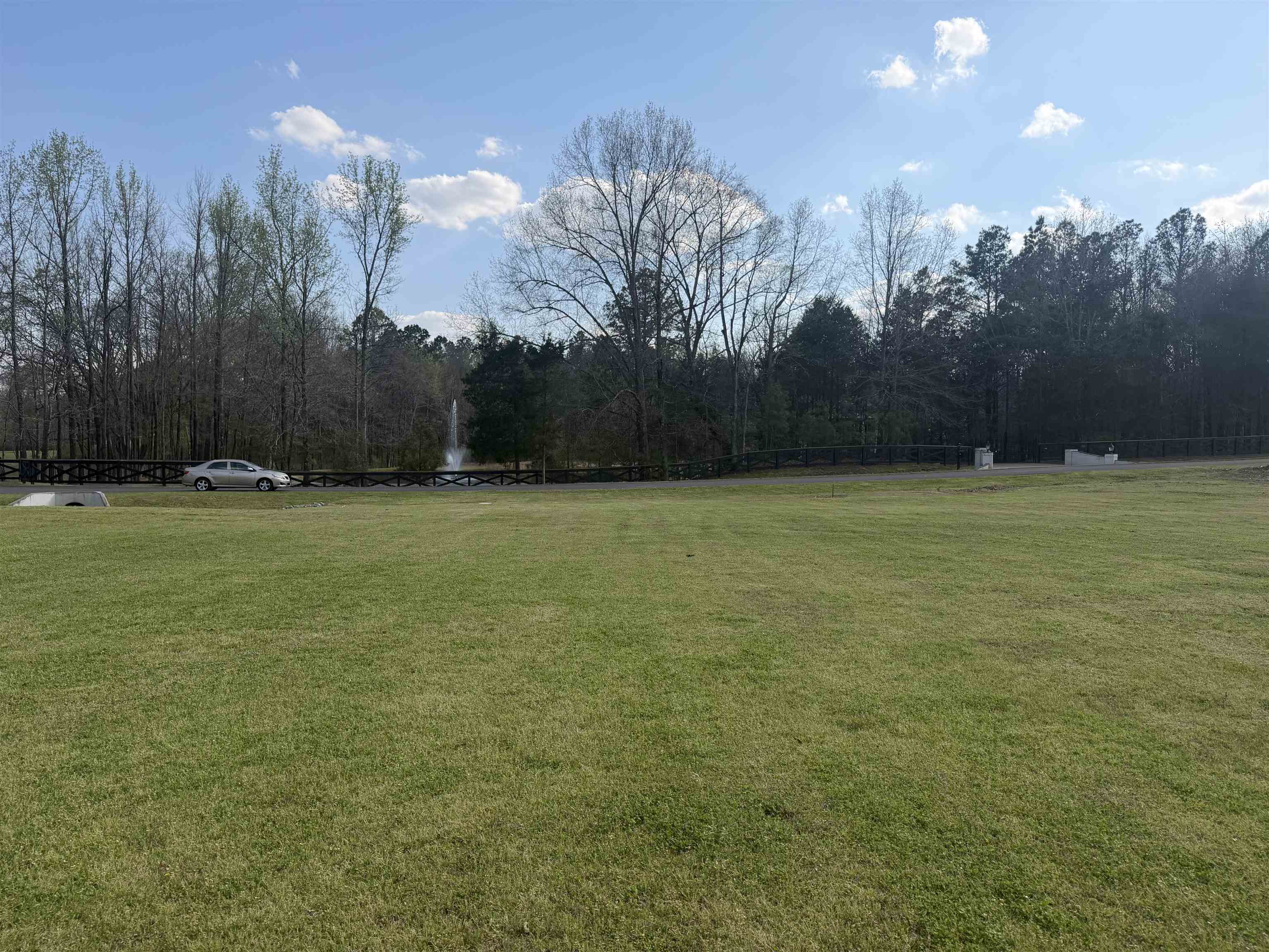 290 Ridgewood Dr Property Photo 6