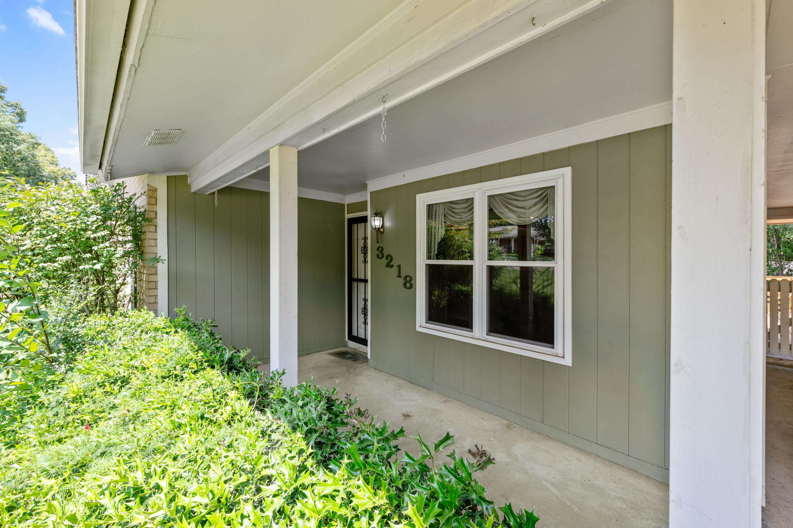 3218 Sycamore View Dr Property Photo 2