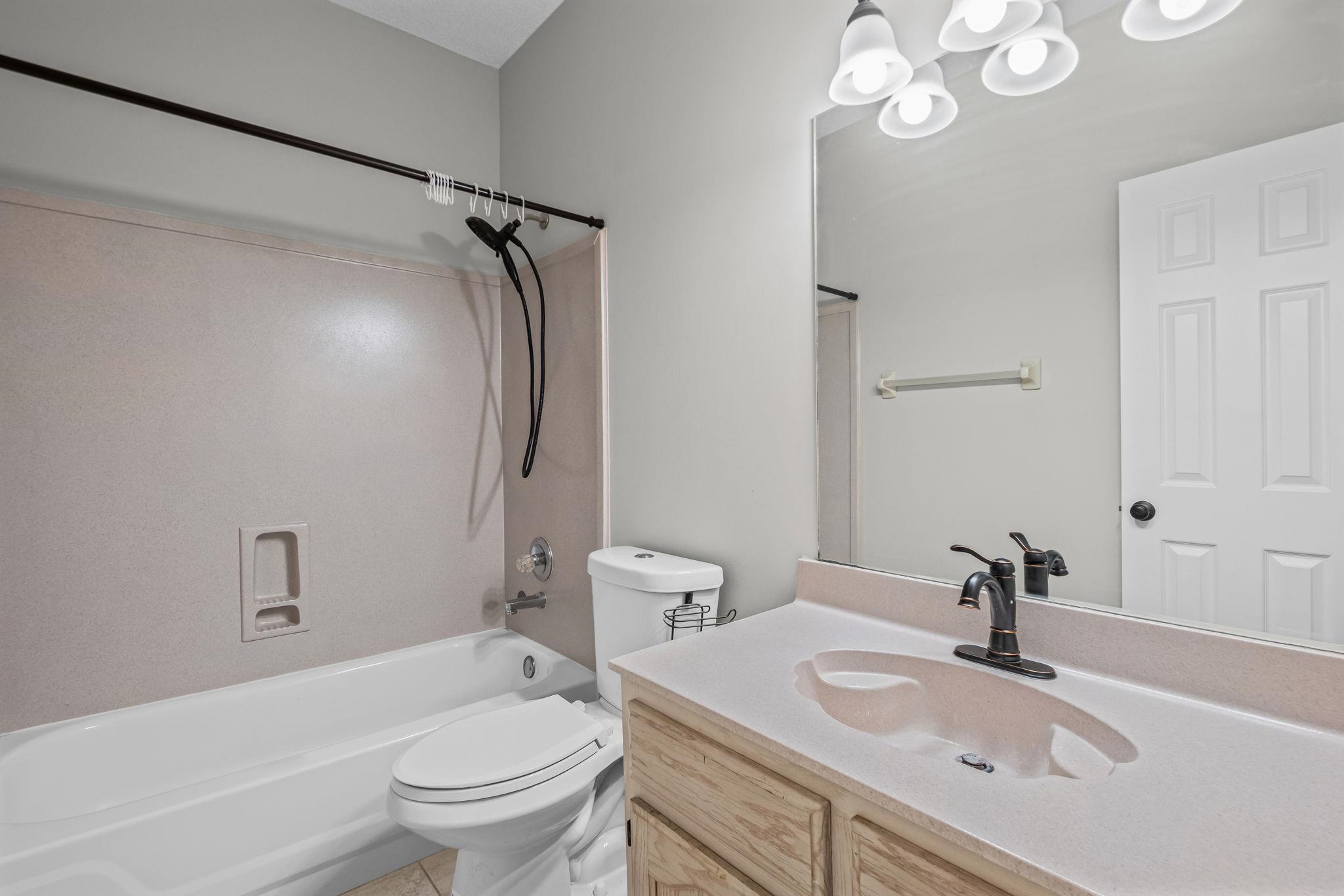8130 Timber Knoll Ln Property Photo 15