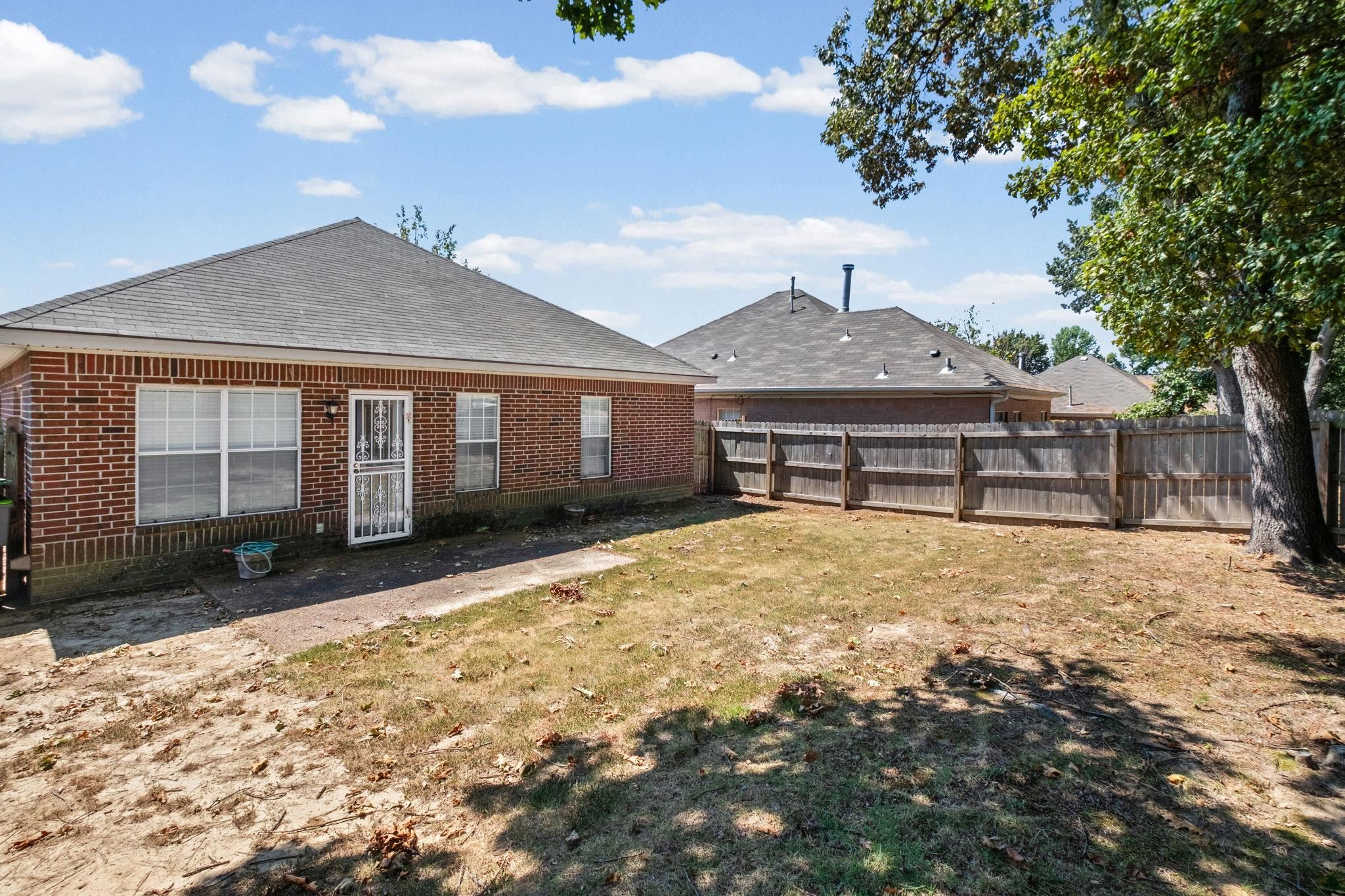 8130 Timber Knoll Ln Property Photo 22