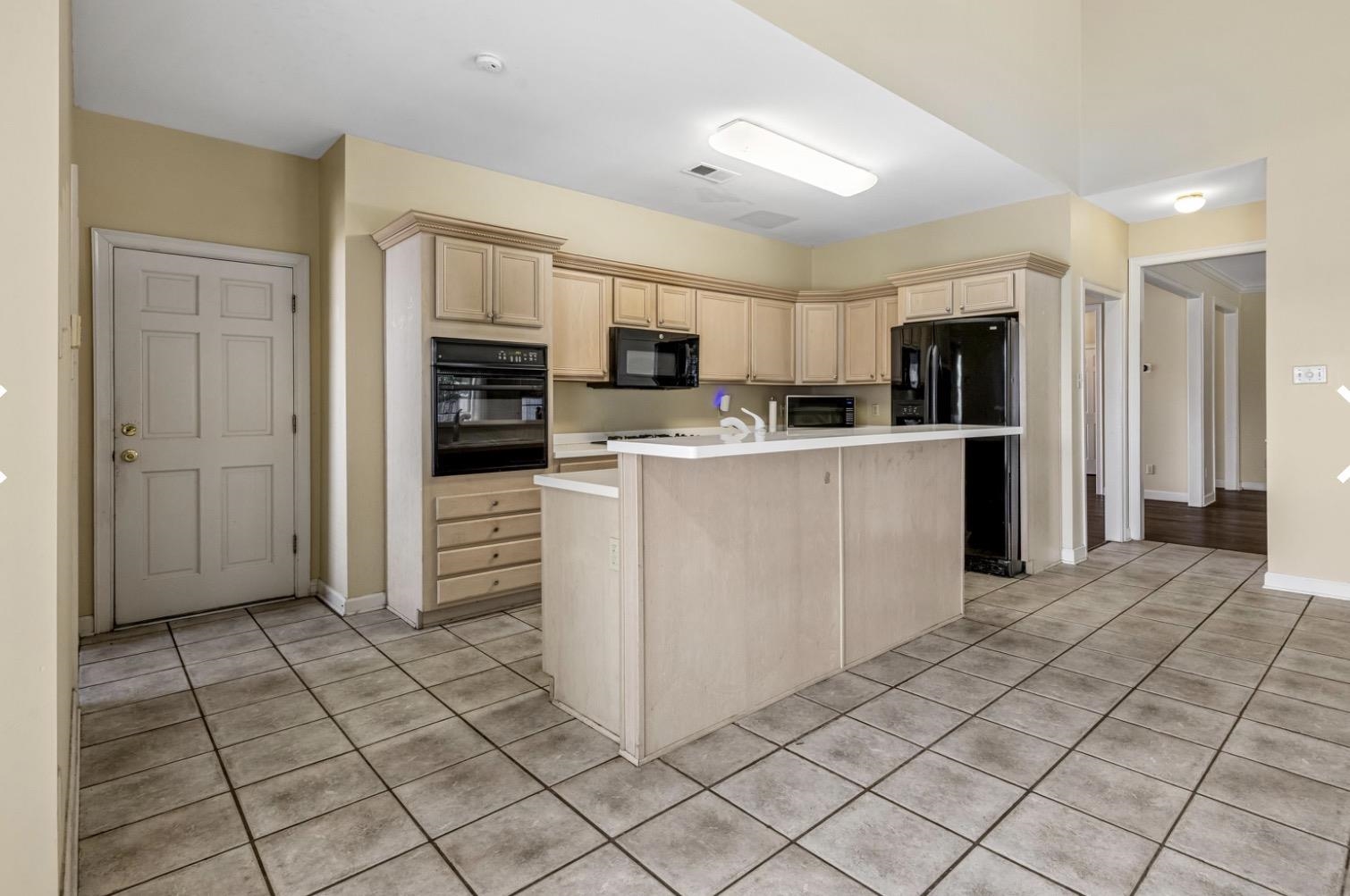 2033 W Houston Way Property Photo 15