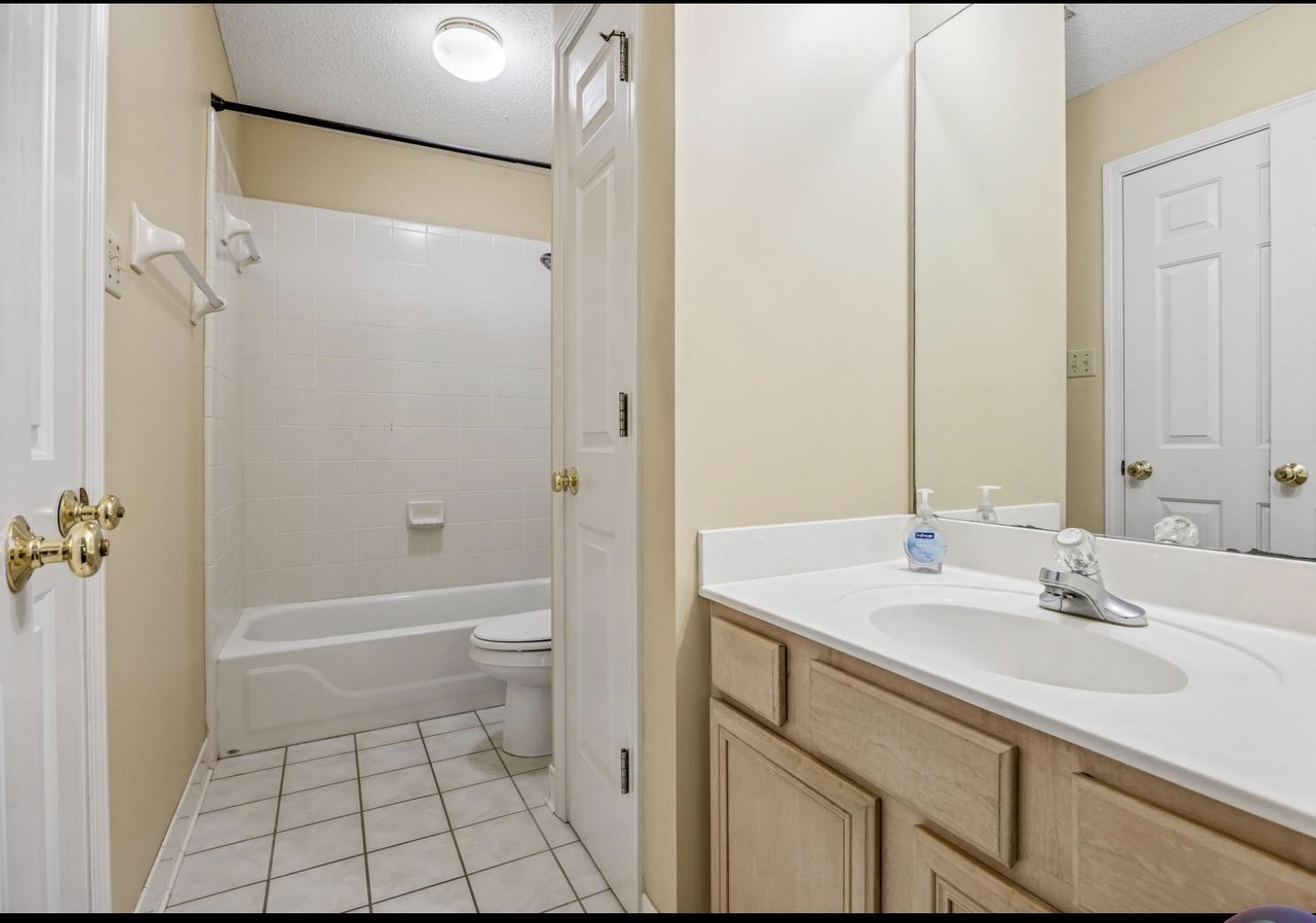 2033 W Houston Way Property Photo 28