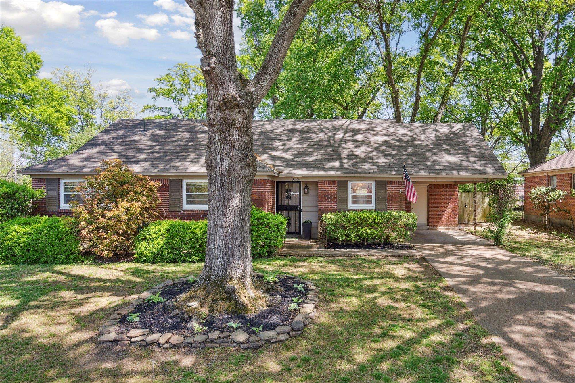 336 MCELROY RD Property Photo 1