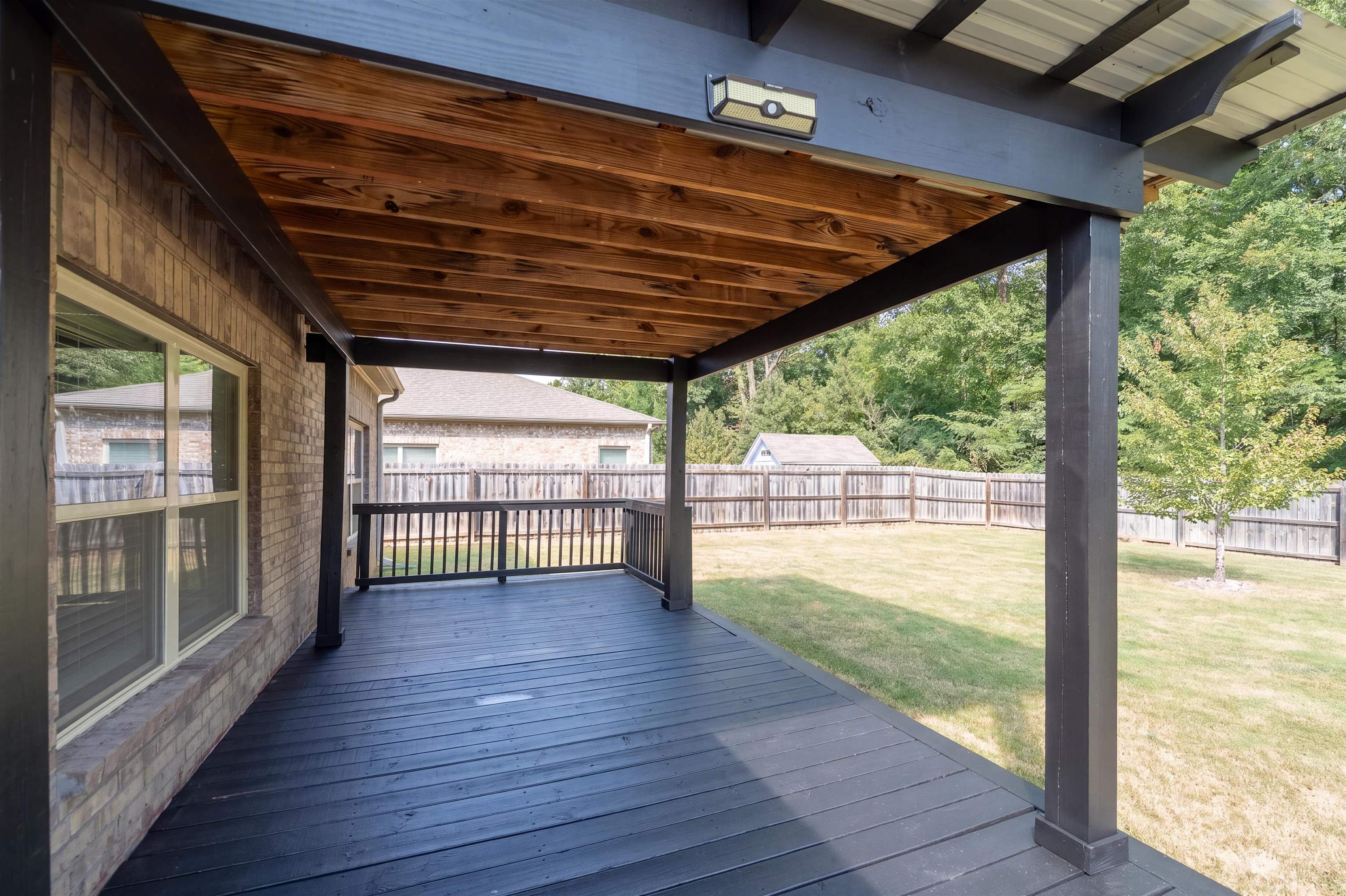 192 Vivian Way Property Photo 28