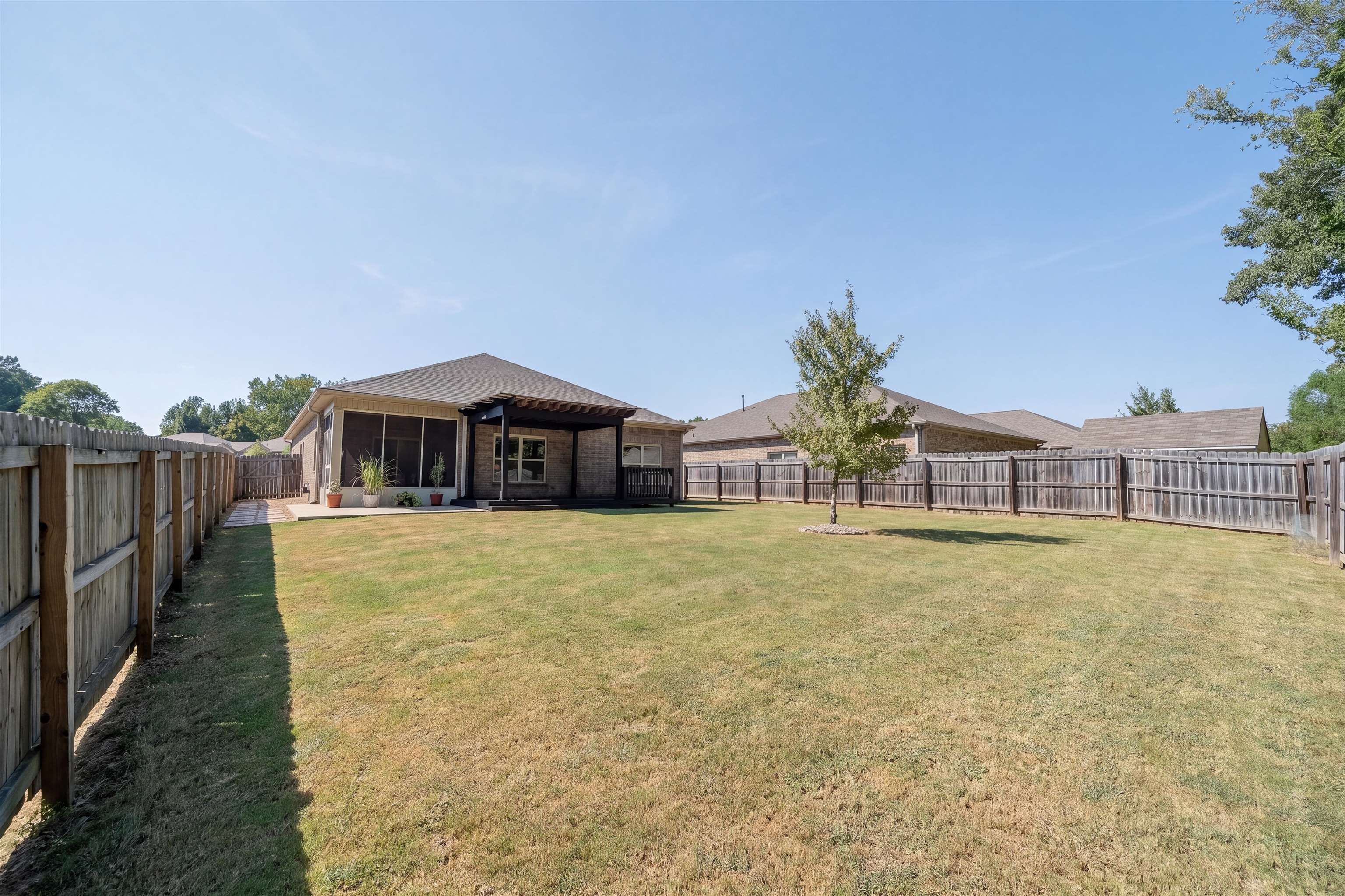 192 Vivian Way Property Photo 30