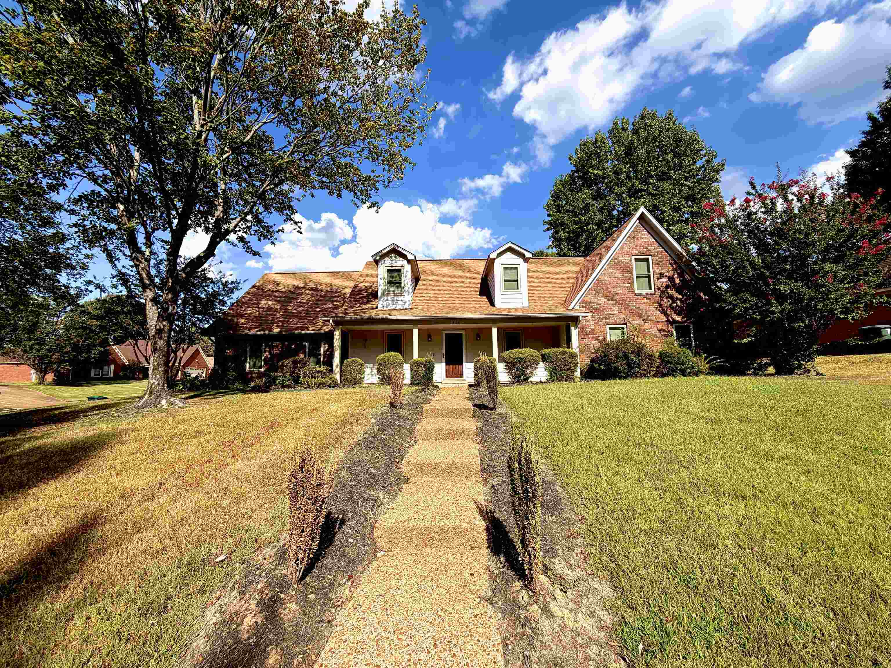 1466 Fox Trace Dr Property Photo 1