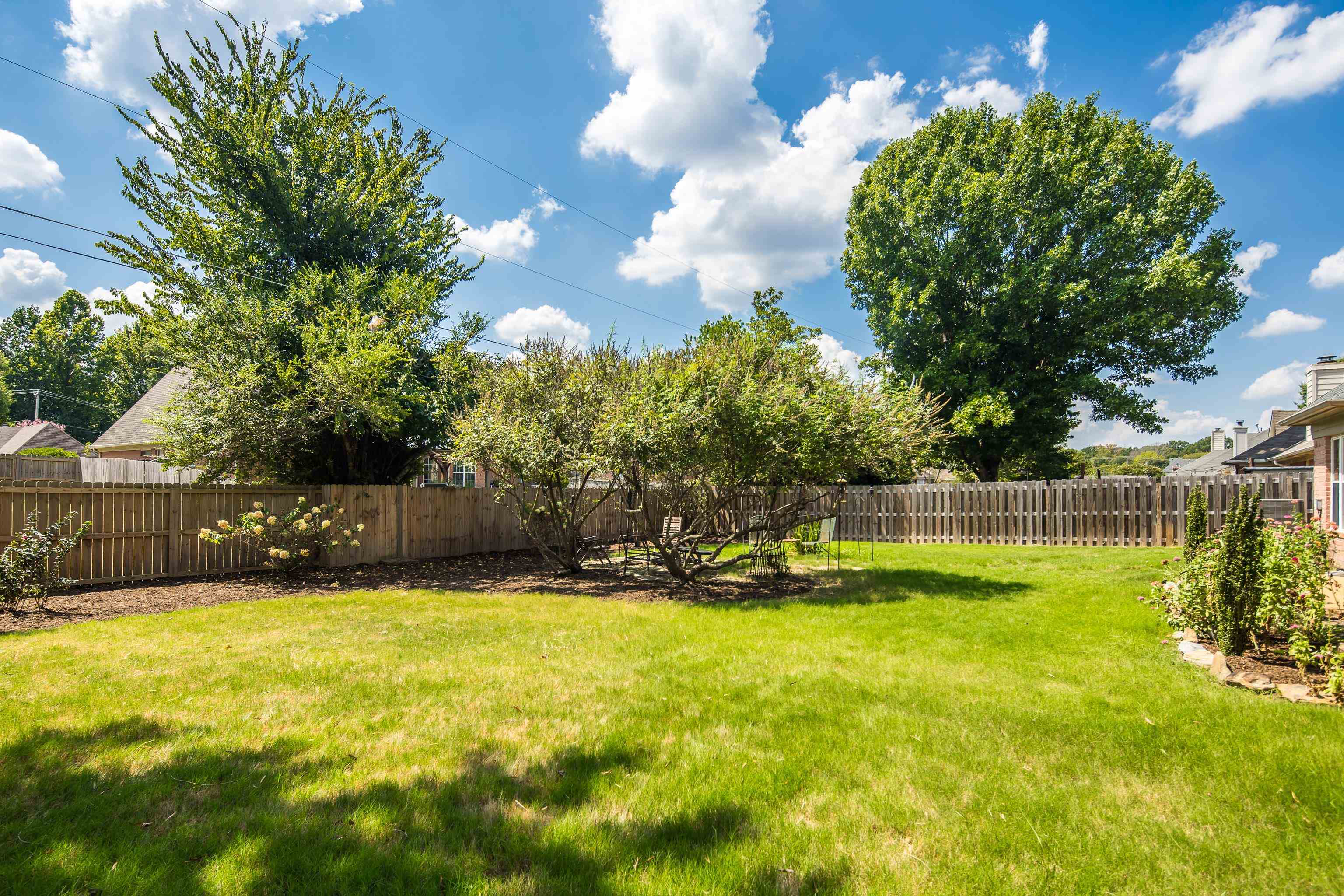 8721 Old River Rd Property Photo 35