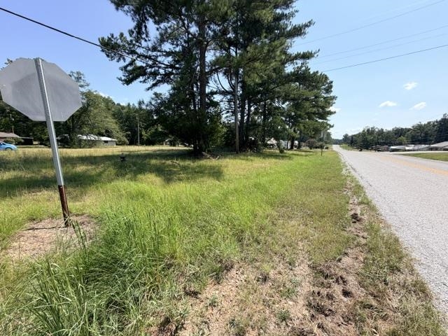 Gaylon Dr Property Photo 6