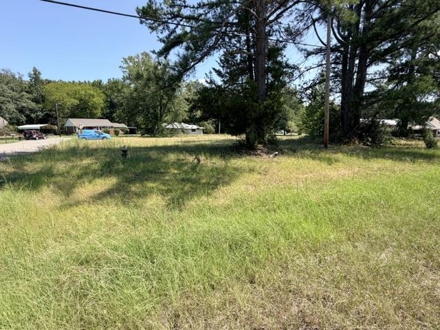 Gaylon Dr Property Photo 9