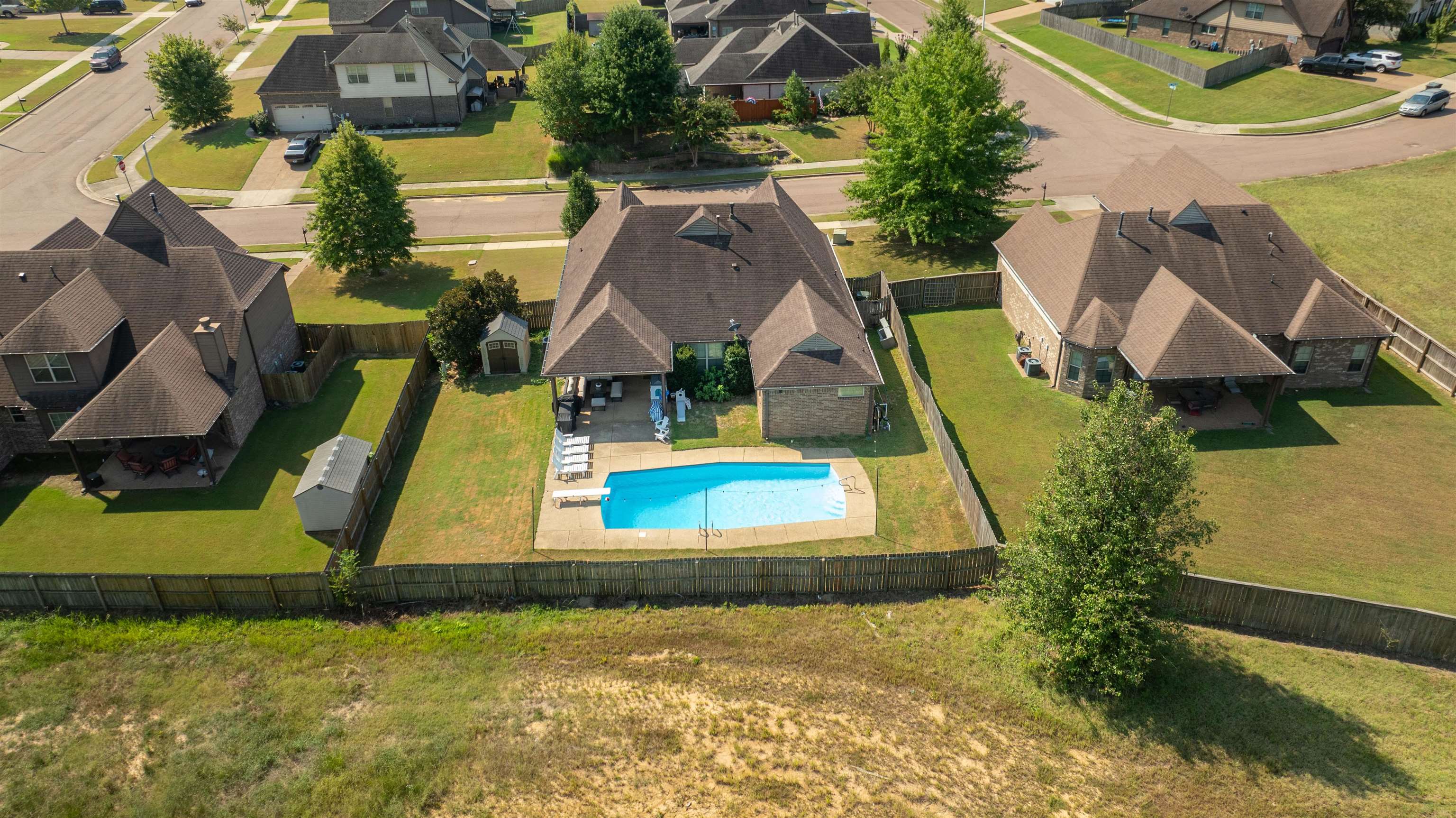 7118 Hill Farm Dr Property Photo 17