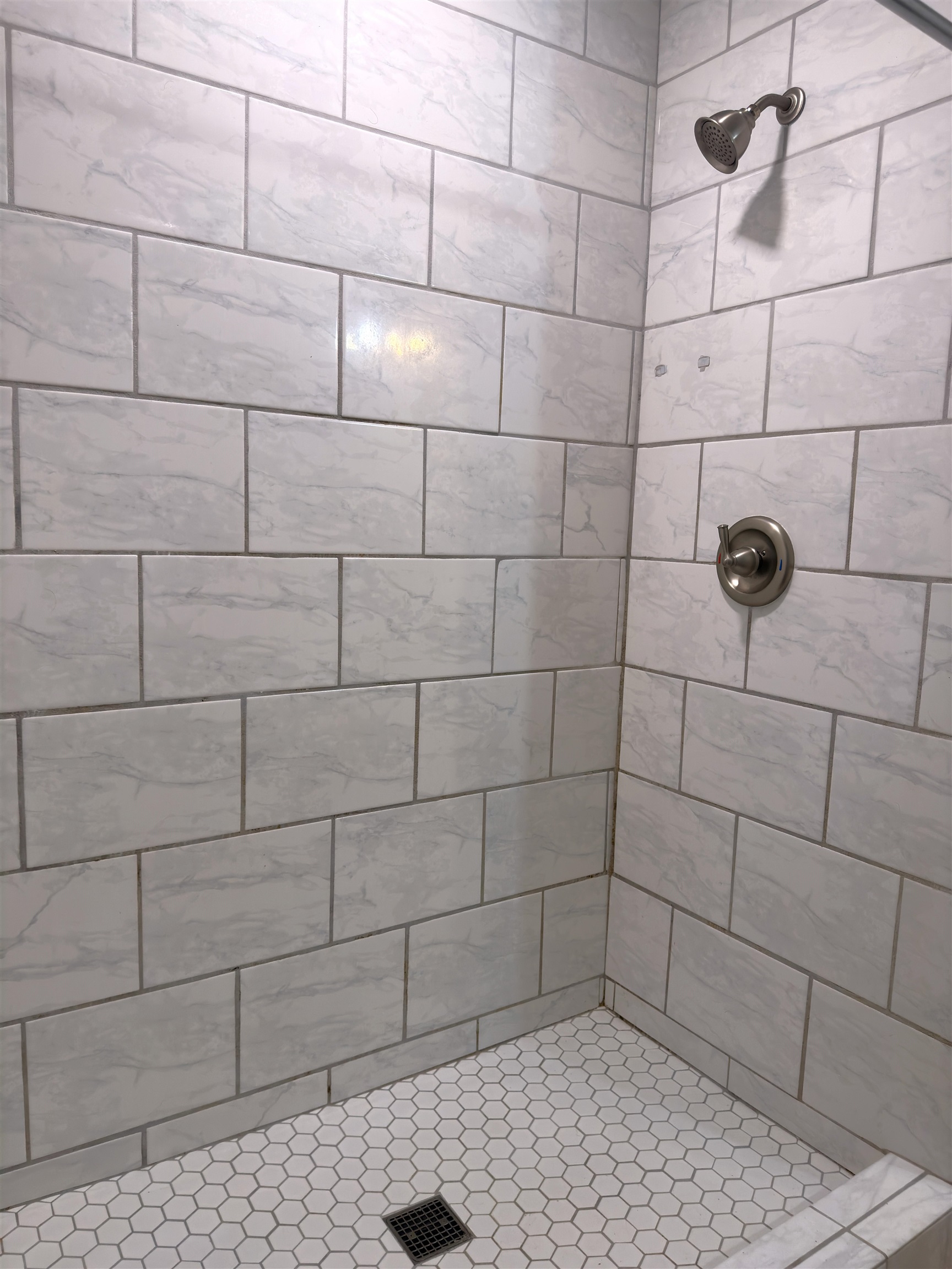 2806 Maryland Cir E Property Photo 9