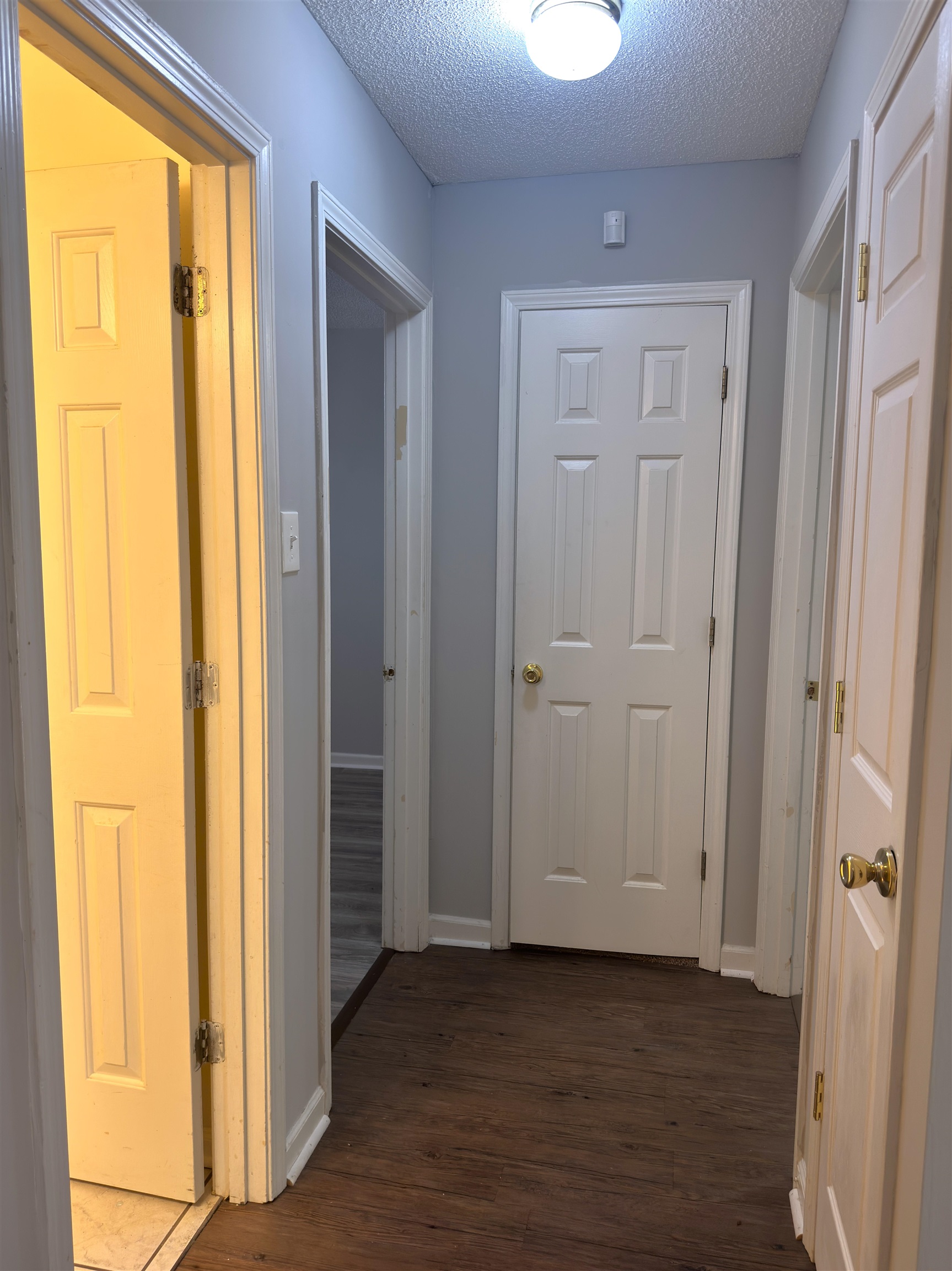 2806 Maryland Cir E Property Photo 12